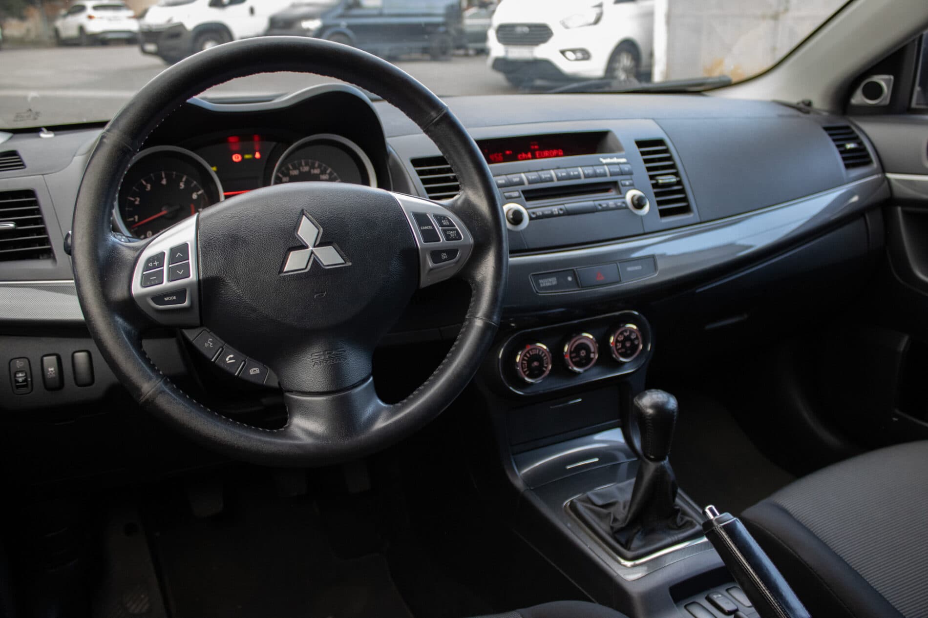 2011 Mitsubishi Lancer, sivá sedan, 178 968 km