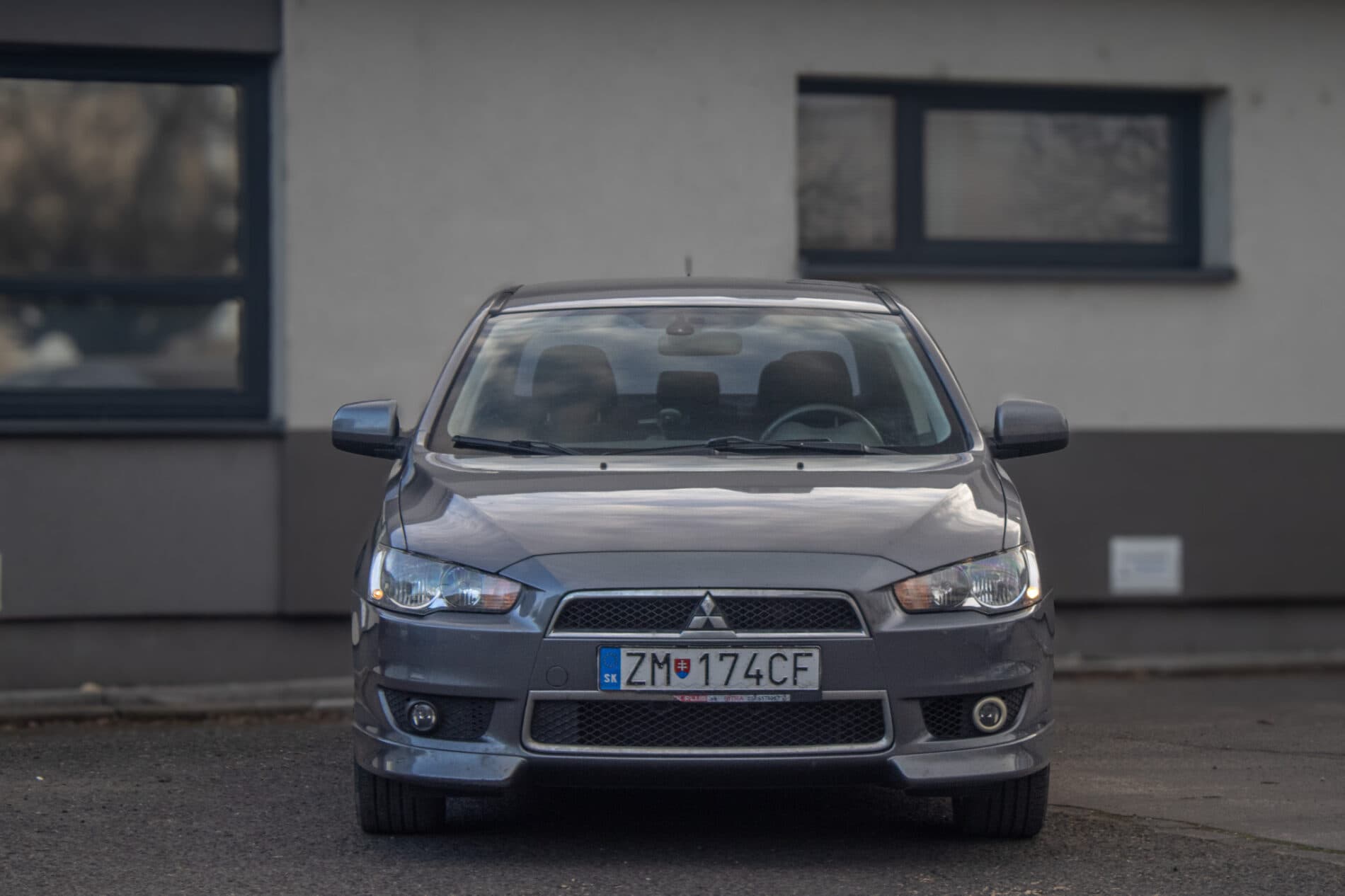 2011 Mitsubishi Lancer, sivá sedan, 178 968 km
