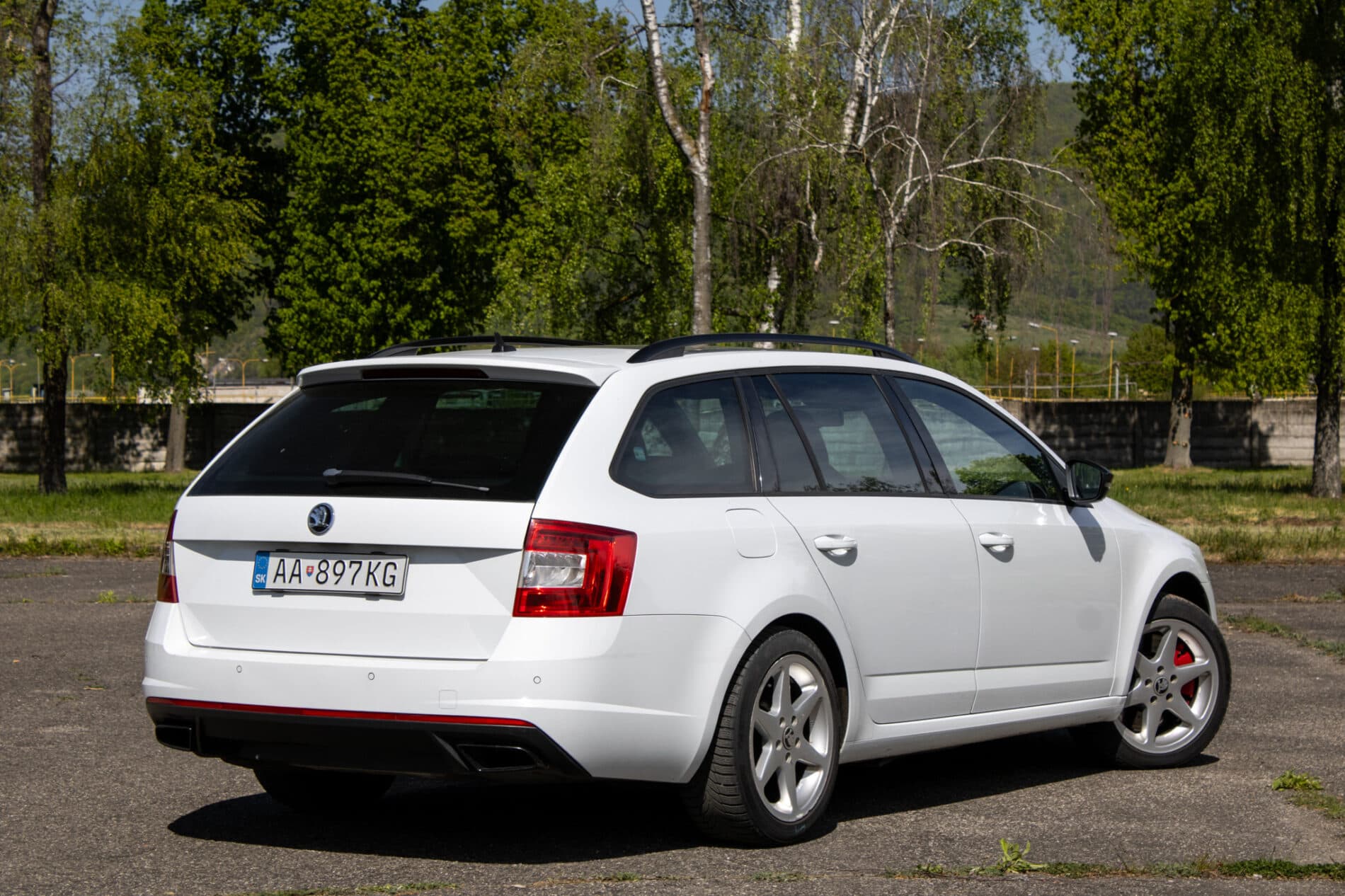 2015 Skoda Octavia RS, biela kombi, 269 760 km