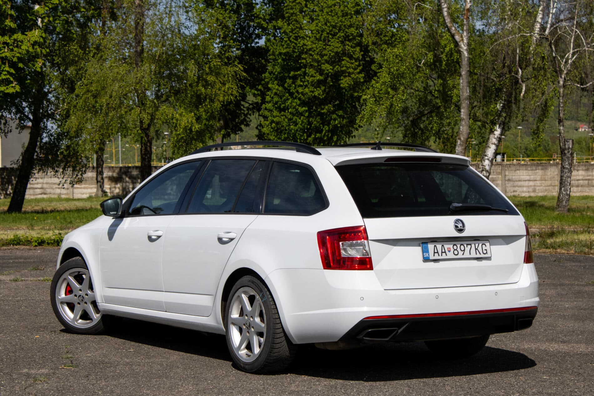 2015 Skoda Octavia RS, biela kombi, 269 760 km