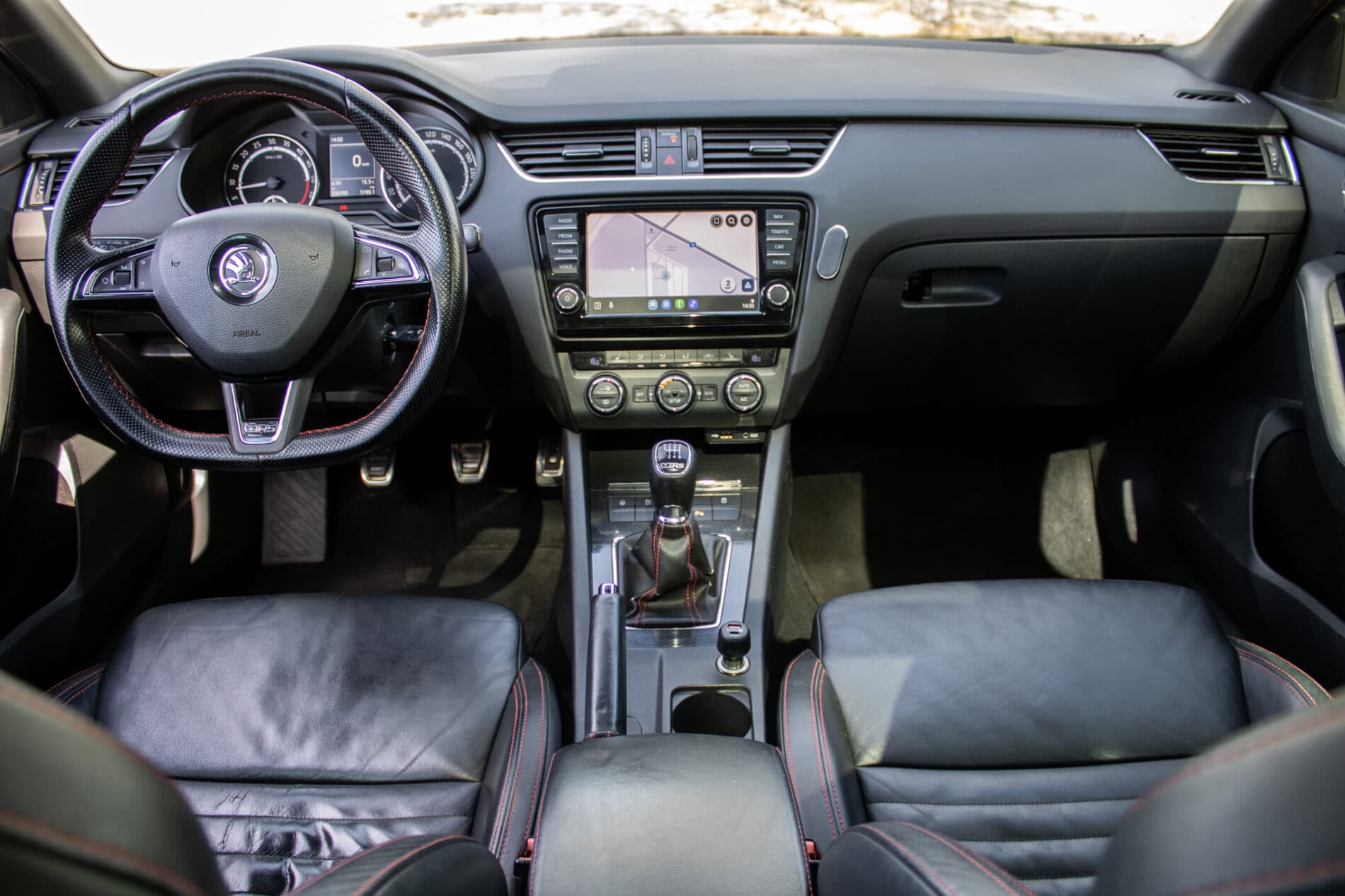 2015 Skoda Octavia RS, biela kombi, 269 760 km