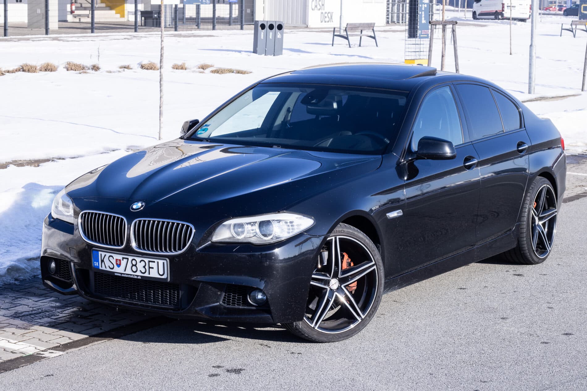 2012 BMW 535d, čierna sedan, 303 563 km