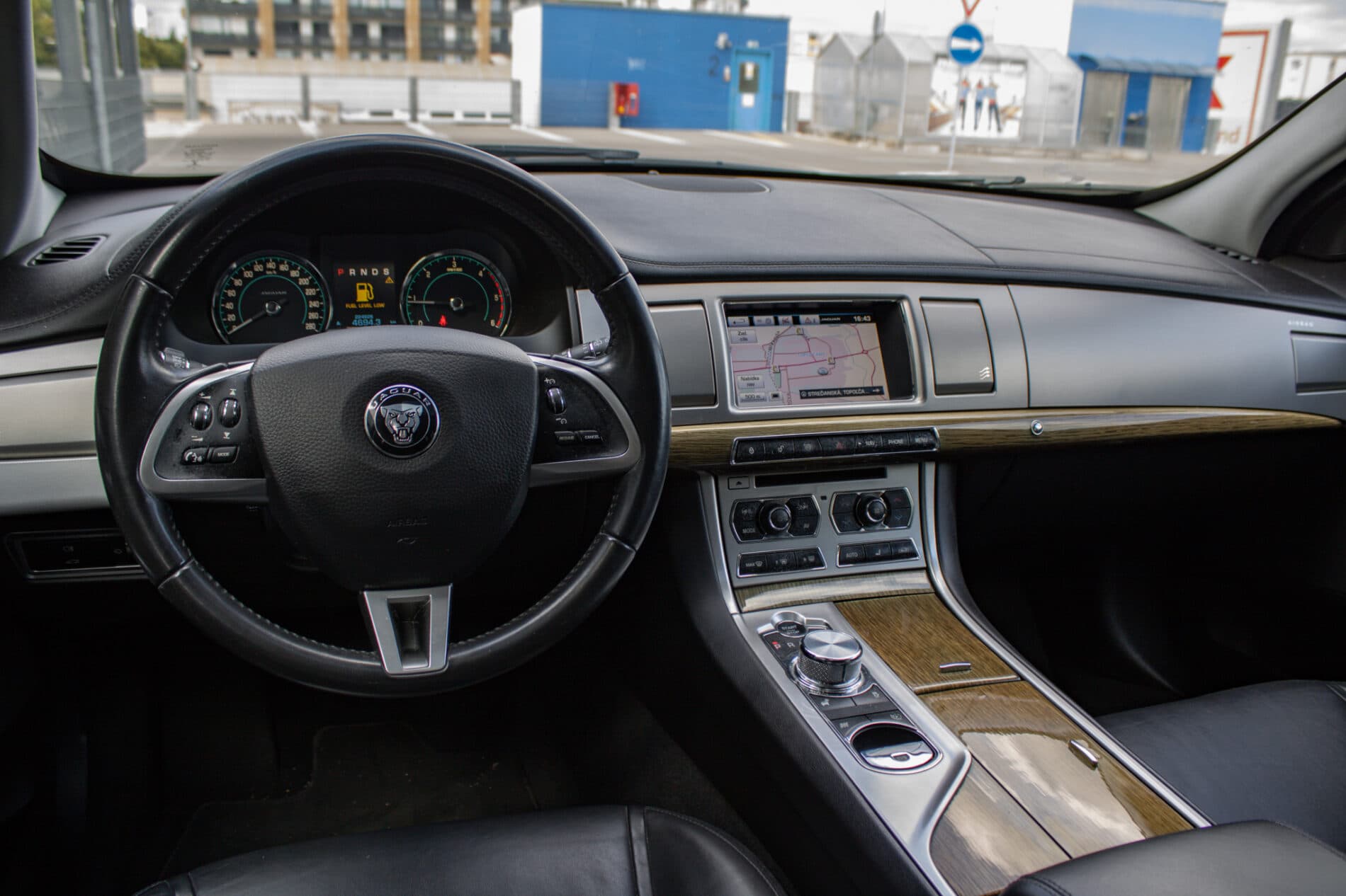 2014 Jaguar XF, čierna kombi, 224 926 km