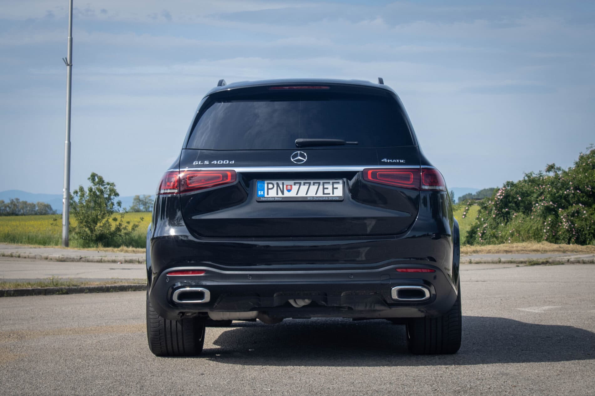 2023 Mercedes-Benz GLS 400d, čierna suv, 40 535 km