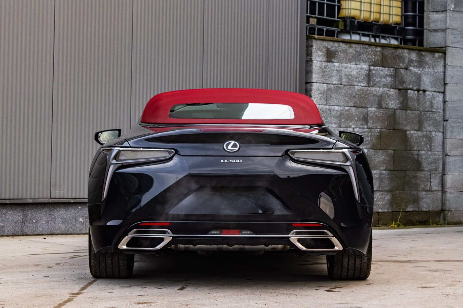 2024 Lexus LC 500, čierna kabriolet, 67 km