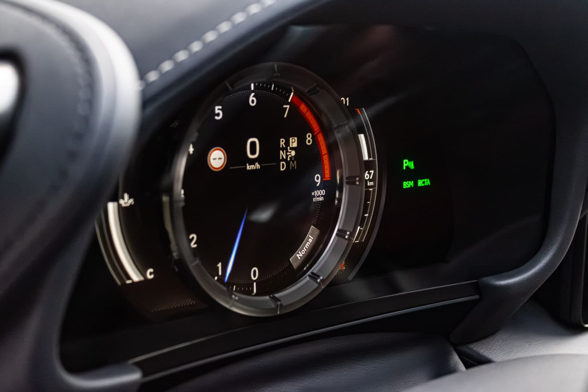 2024 Lexus LC 500, čierna kabriolet, 67 km