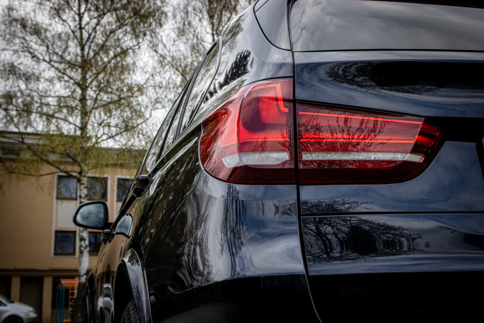 2014 BMW X5 M50d, čierna suv, 255 839 km