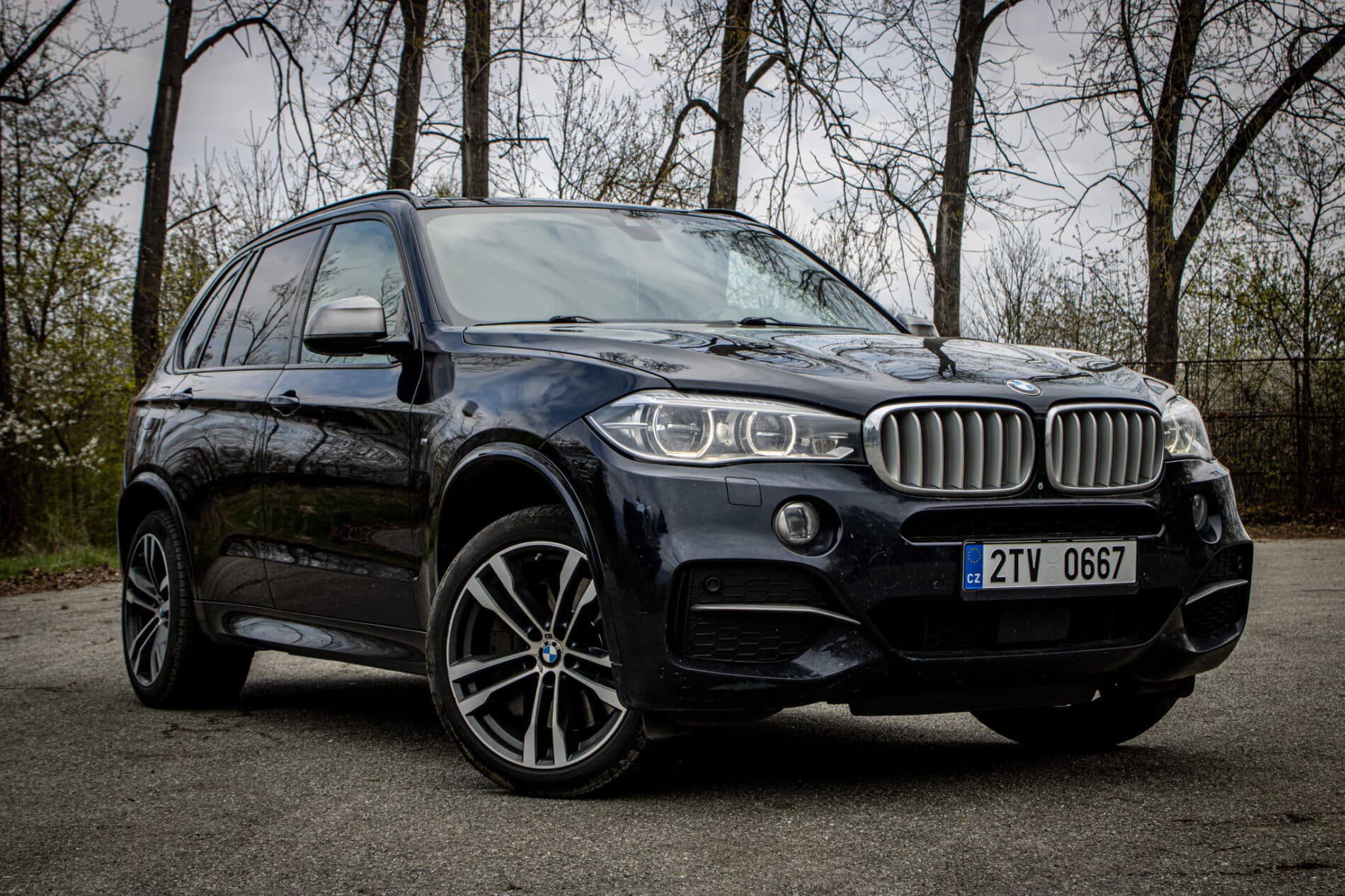 2014 BMW X5 M50d, čierna suv, 255 839 km