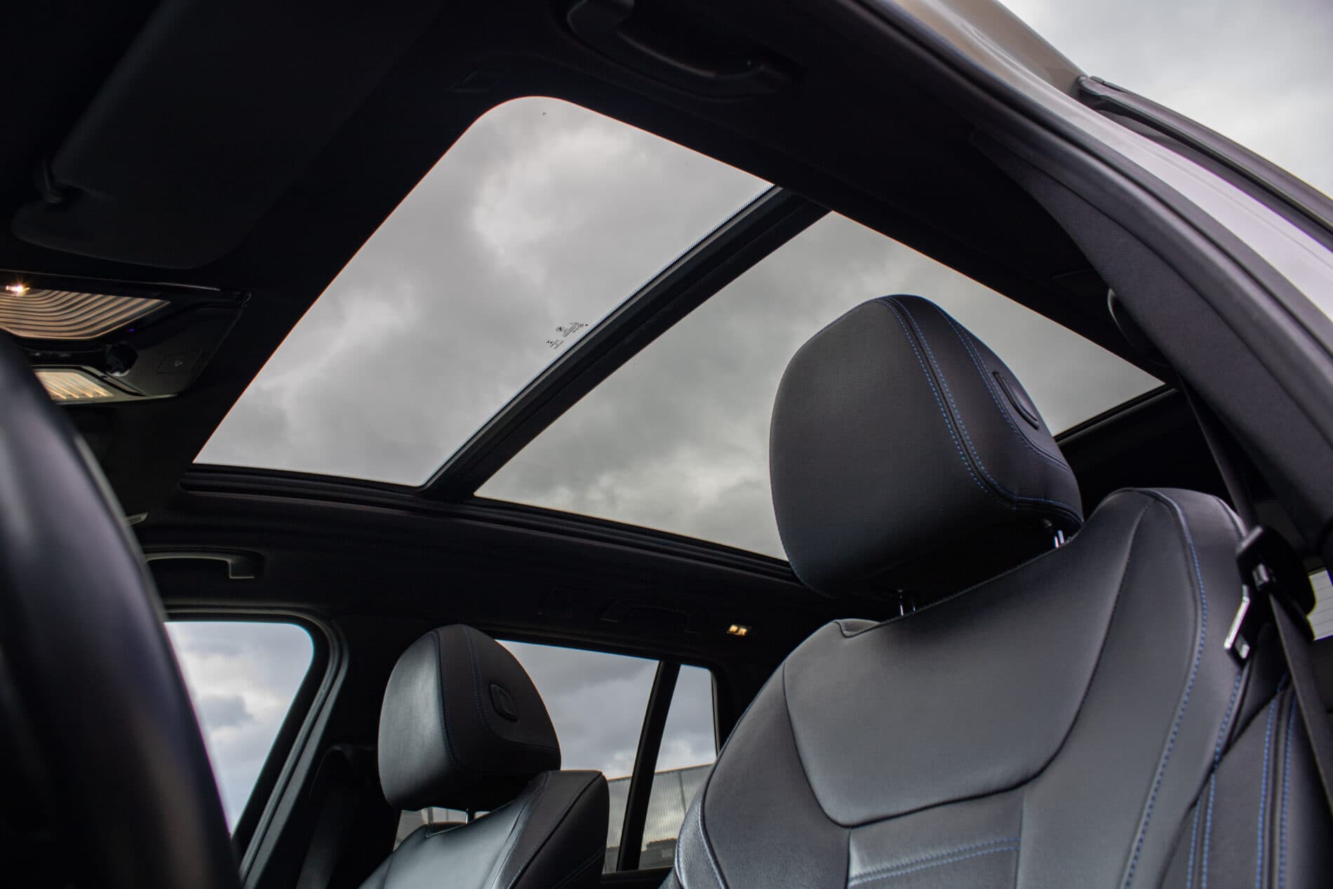 2019 BMW X3 M40i, biela suv, 142 191 km