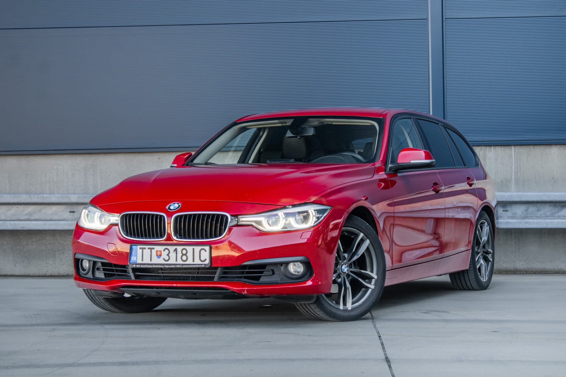 2016 BMW 320i