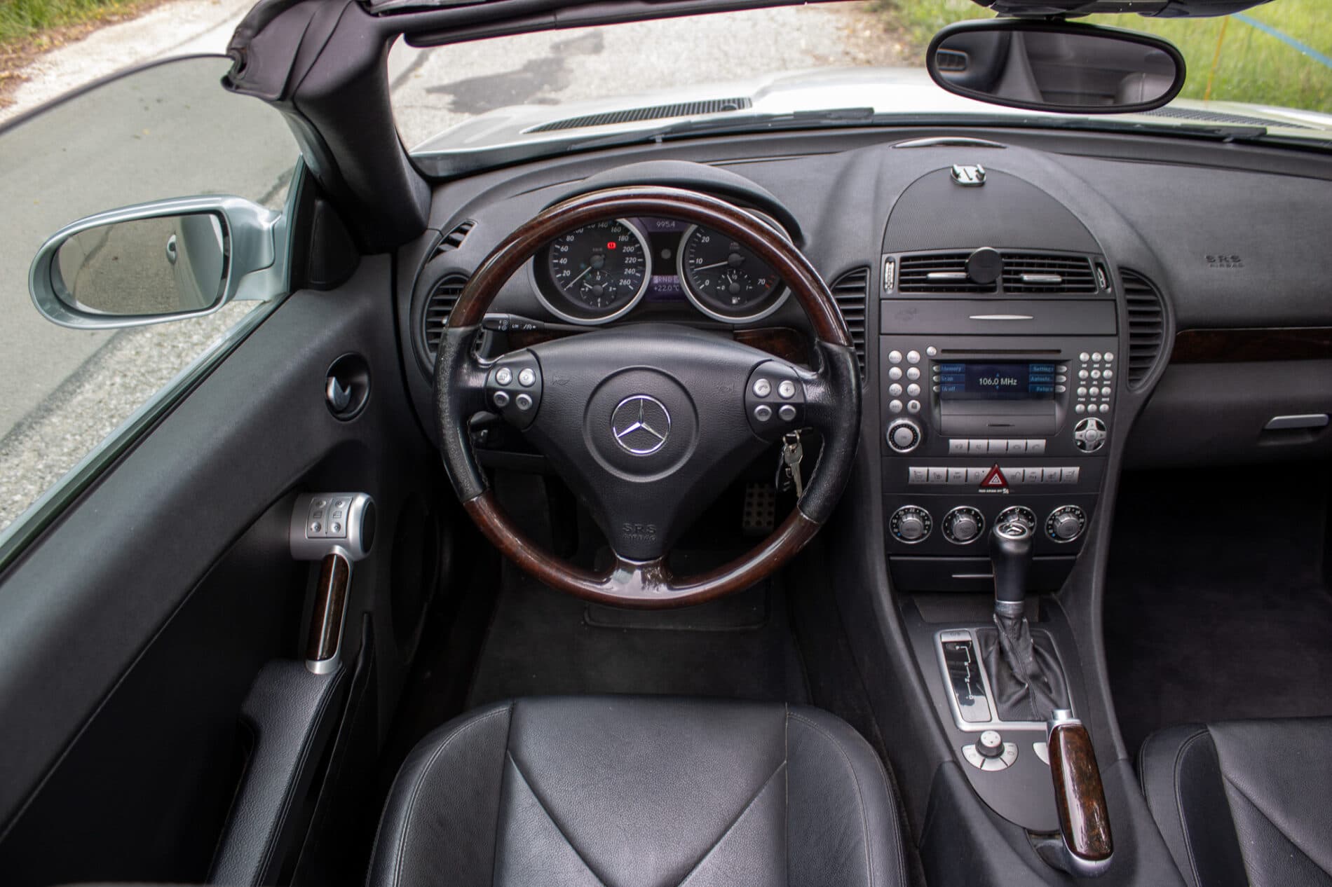 2004 Mercedes-Benz SLK 350, sivá kabriolet, 226 941 km