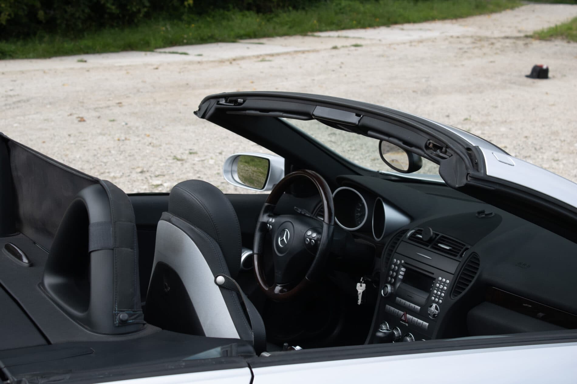 2004 Mercedes-Benz SLK 350, sivá kabriolet, 226 941 km