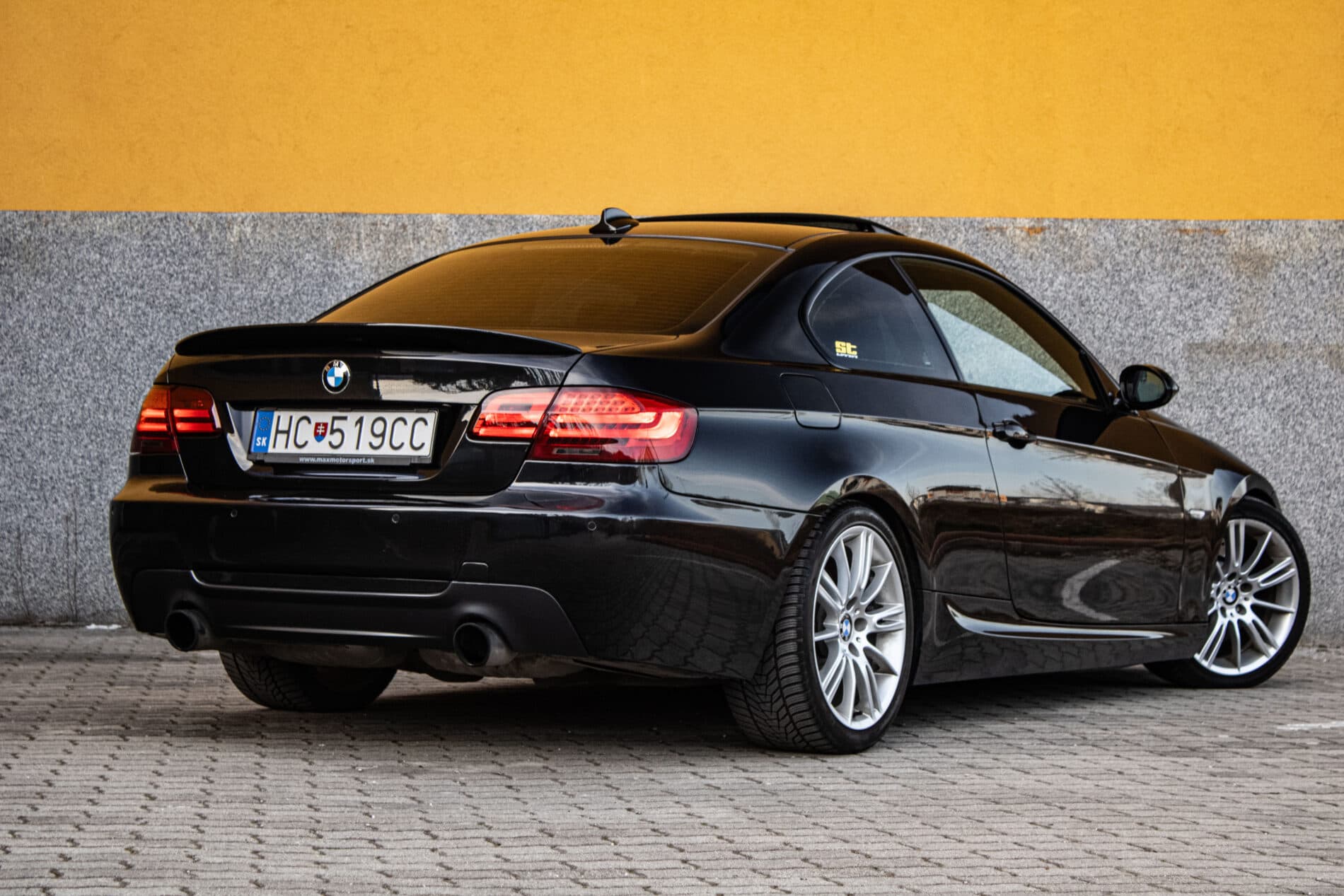 2007 BMW 335i, čierna kupé, 345 000 km