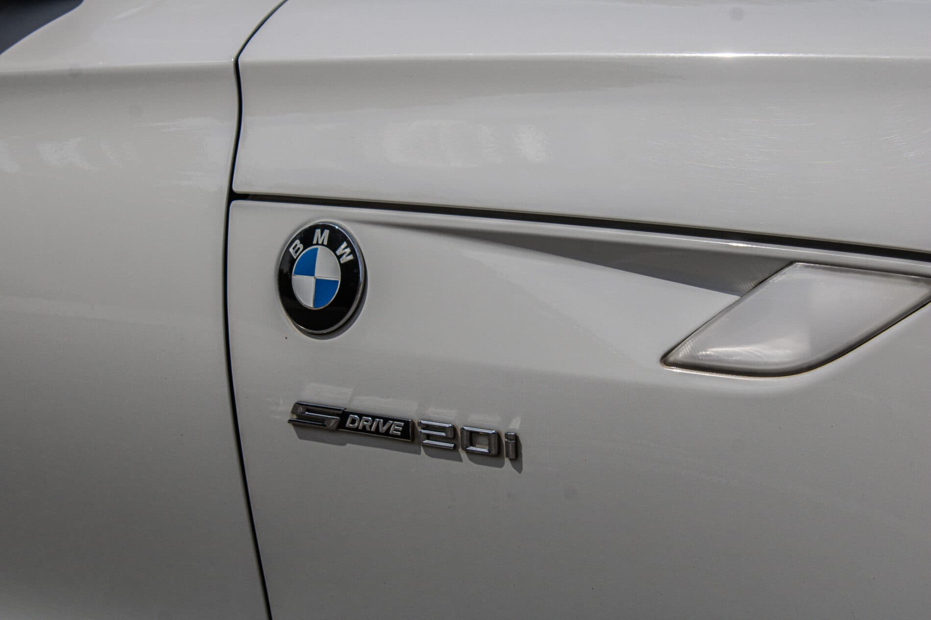 2012 BMW Z4, biela kabriolet, 170 435 km