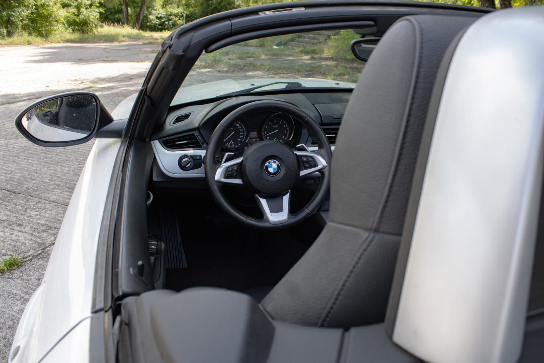 2012 BMW Z4, biela kabriolet, 170 435 km