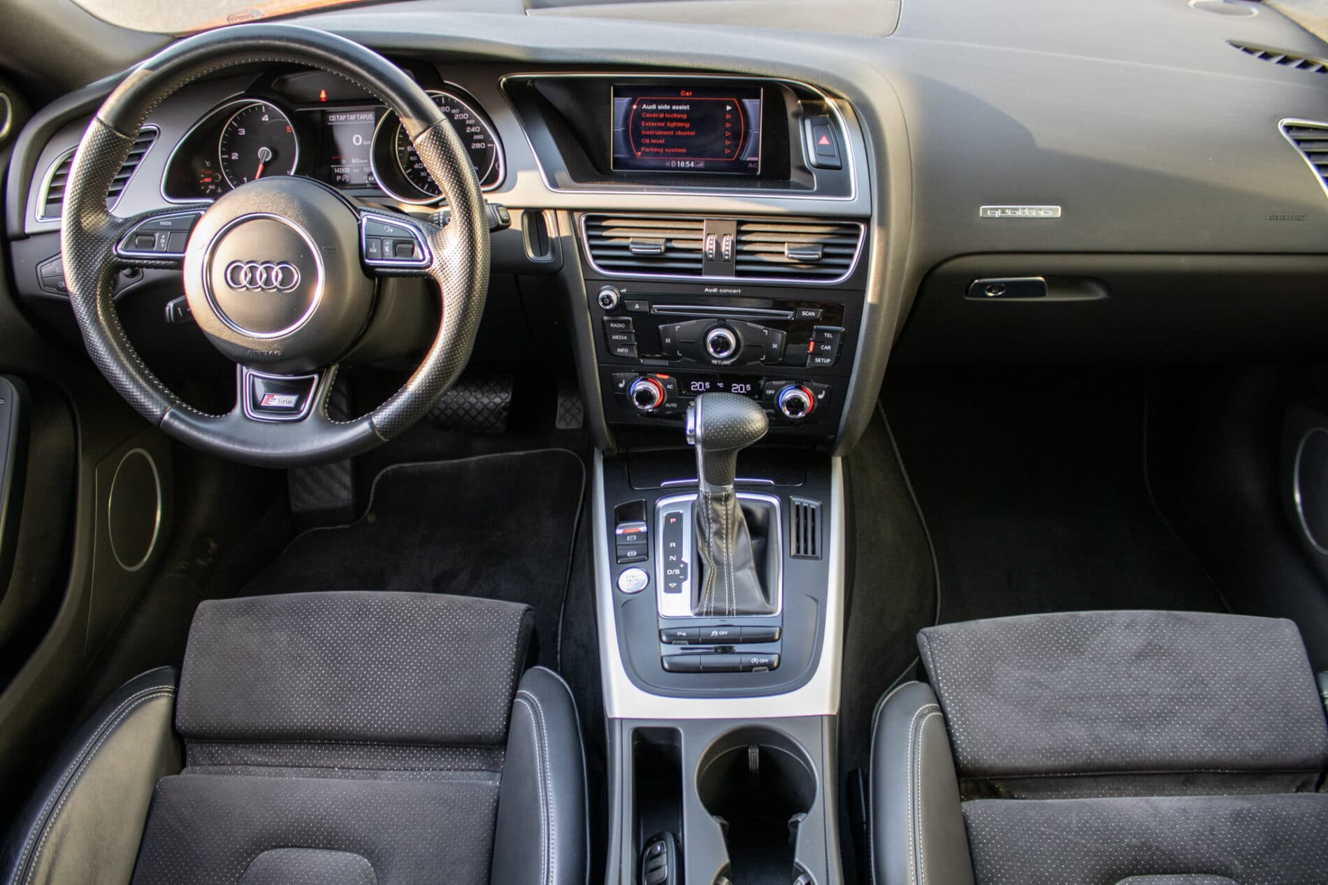 2012 AUDI A5, červená kupé, 142 939 km