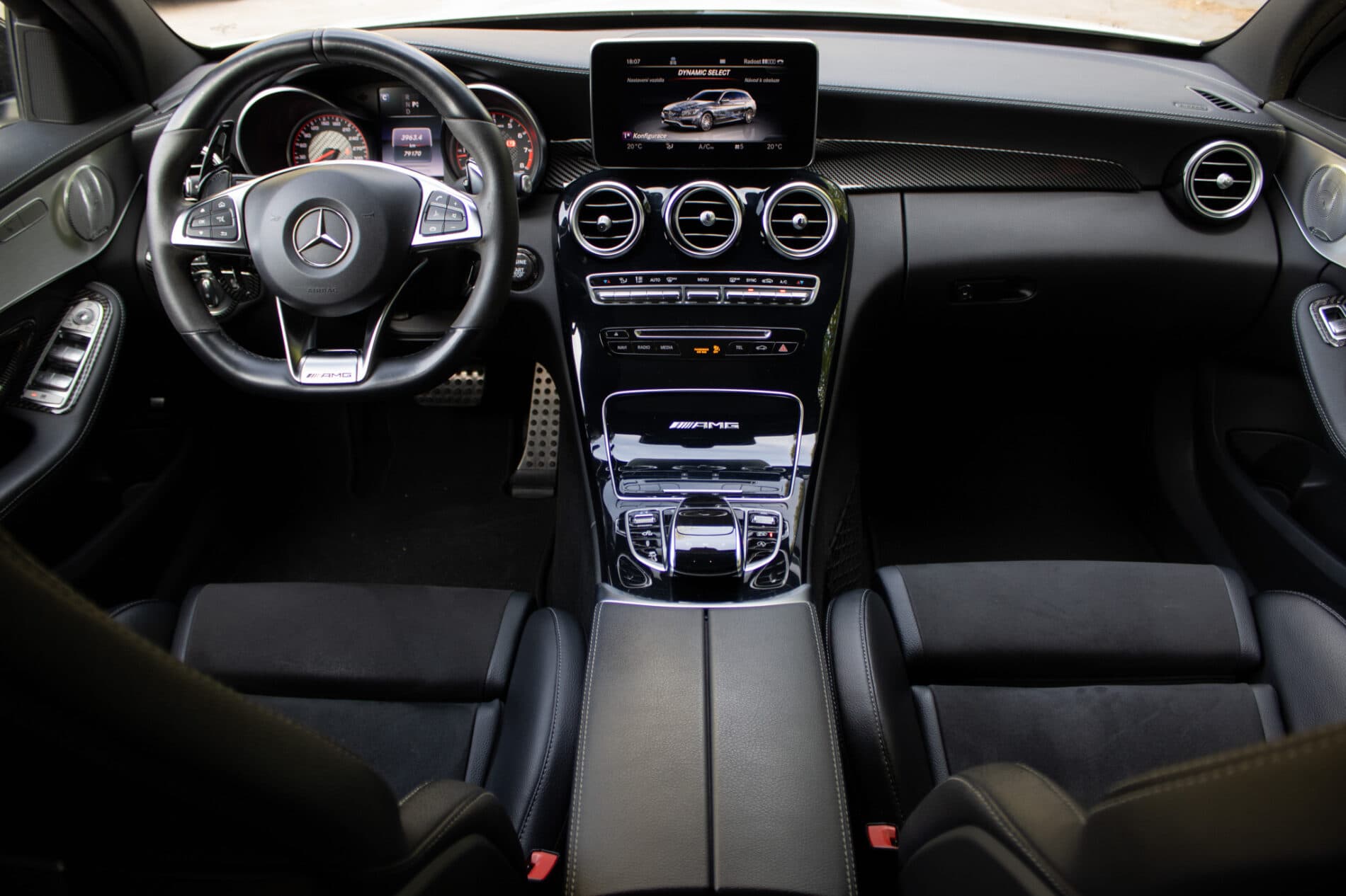 2017 Mercedes-Benz C 63 AMG S, biela kombi, 79 170 km
