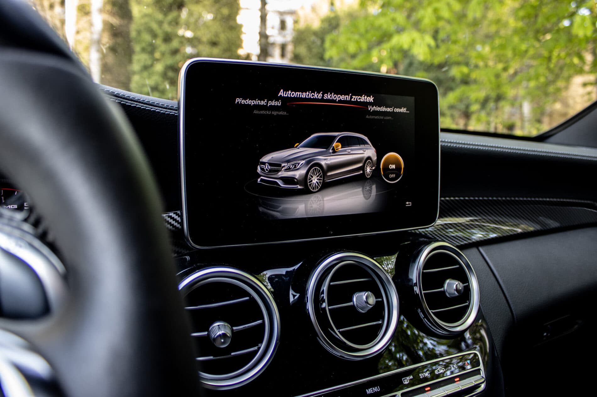 2017 Mercedes-Benz C 63 AMG S, biela kombi, 79 170 km