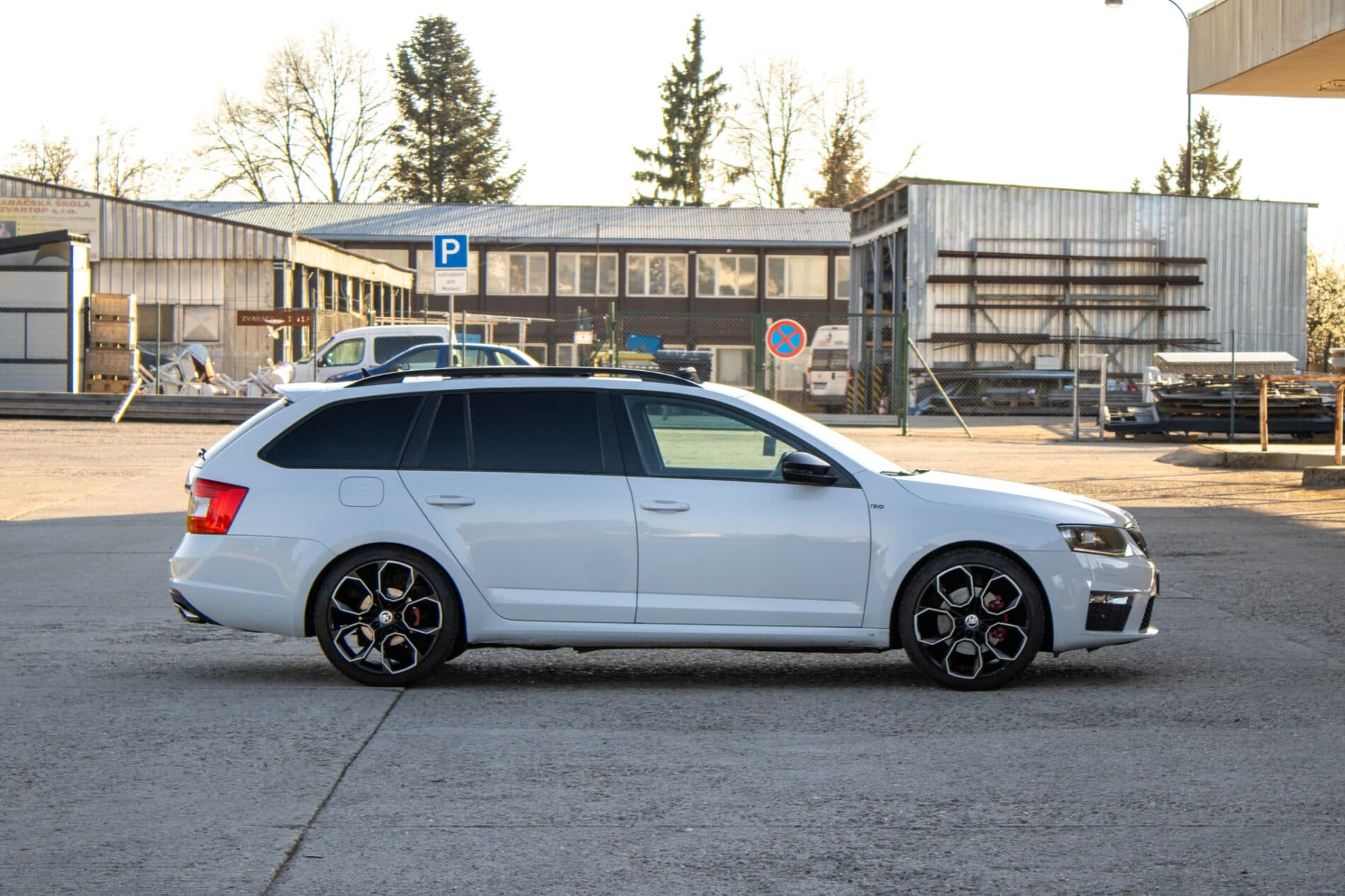 2016 Skoda Octavia RS, biela kombi, 253 701 km