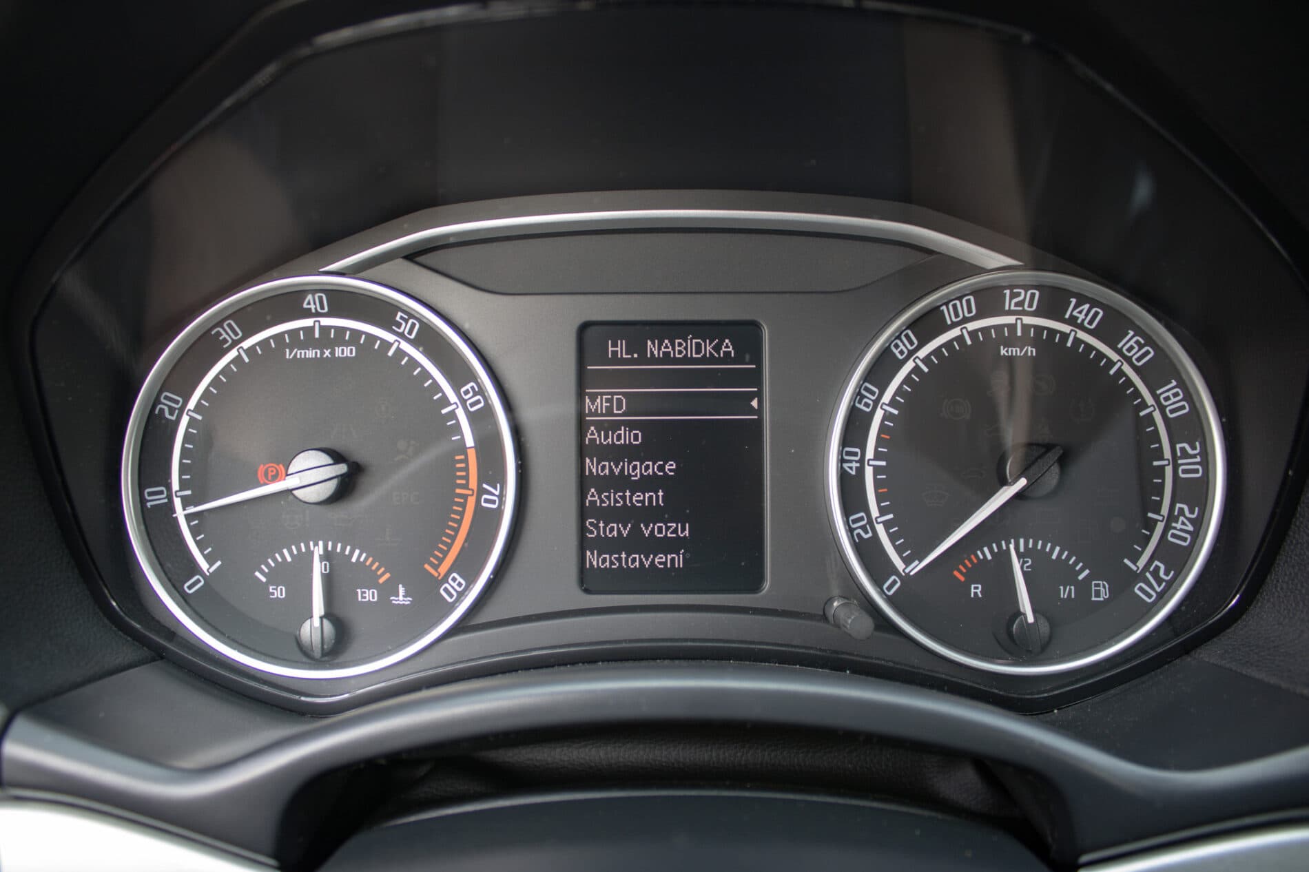 2011 Skoda Octavia RS, čierna kombi, 190 807 km