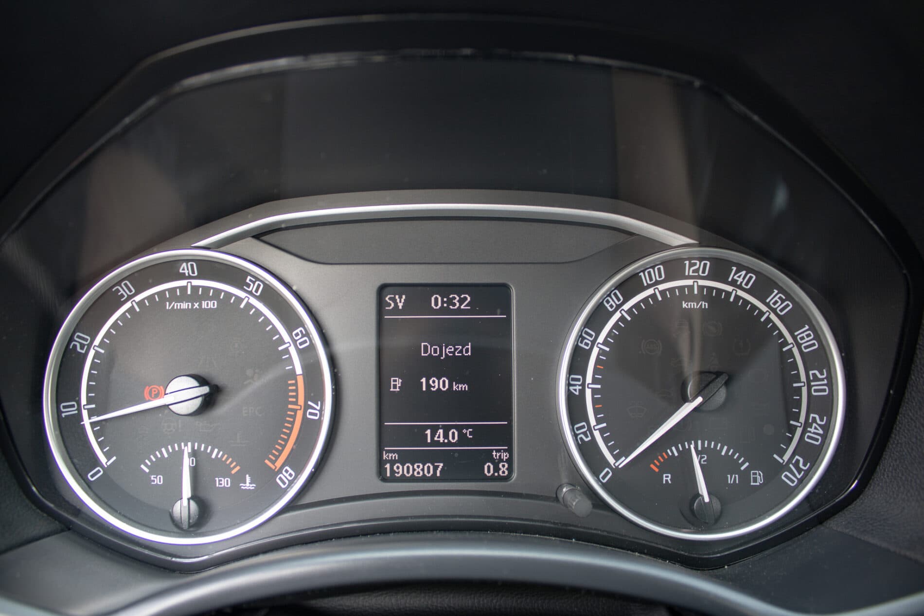 2011 Skoda Octavia RS, čierna kombi, 190 807 km