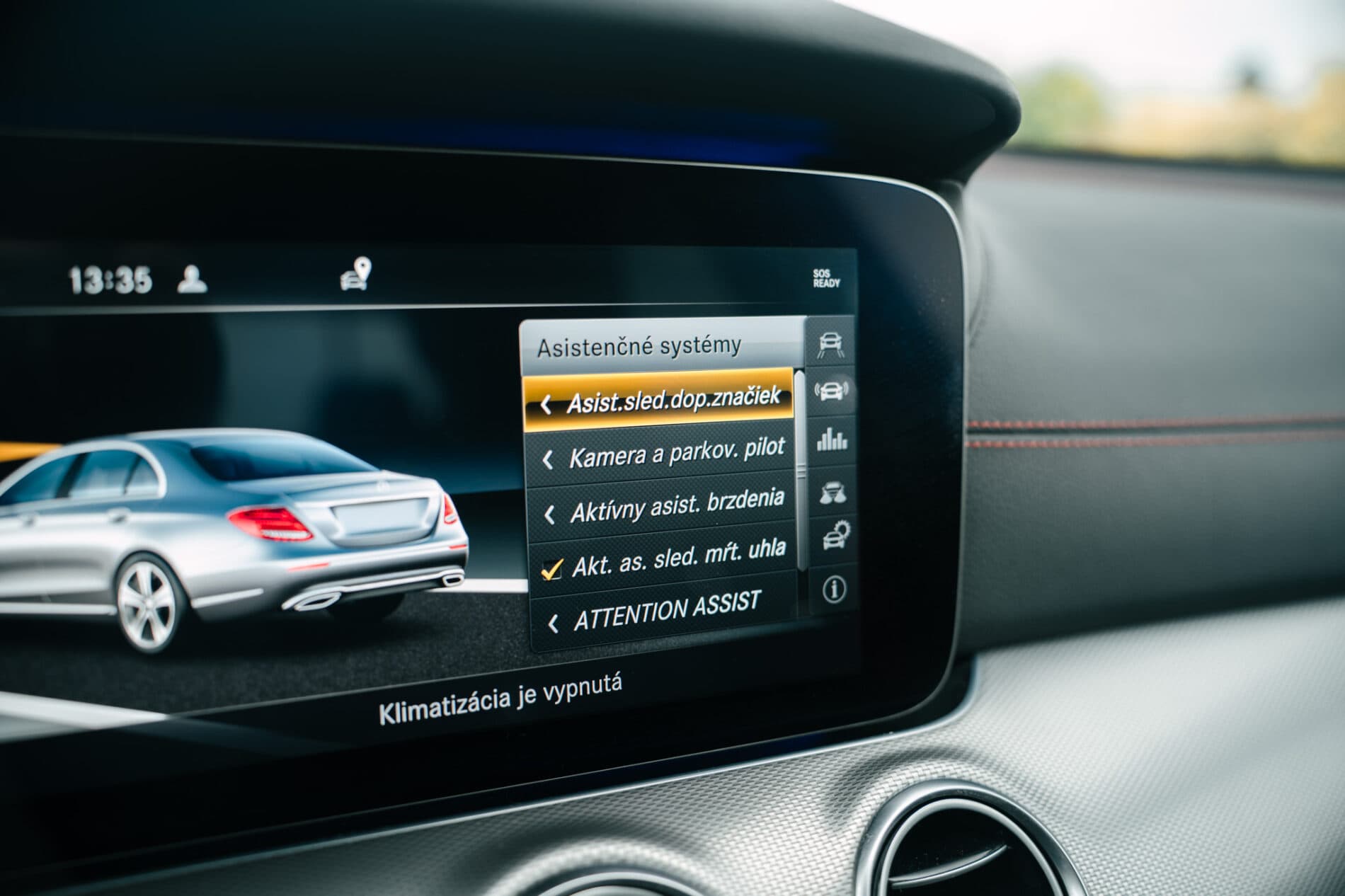 2017 Mercedes-Benz E 43 AMG, biela sedan, 148 749 km