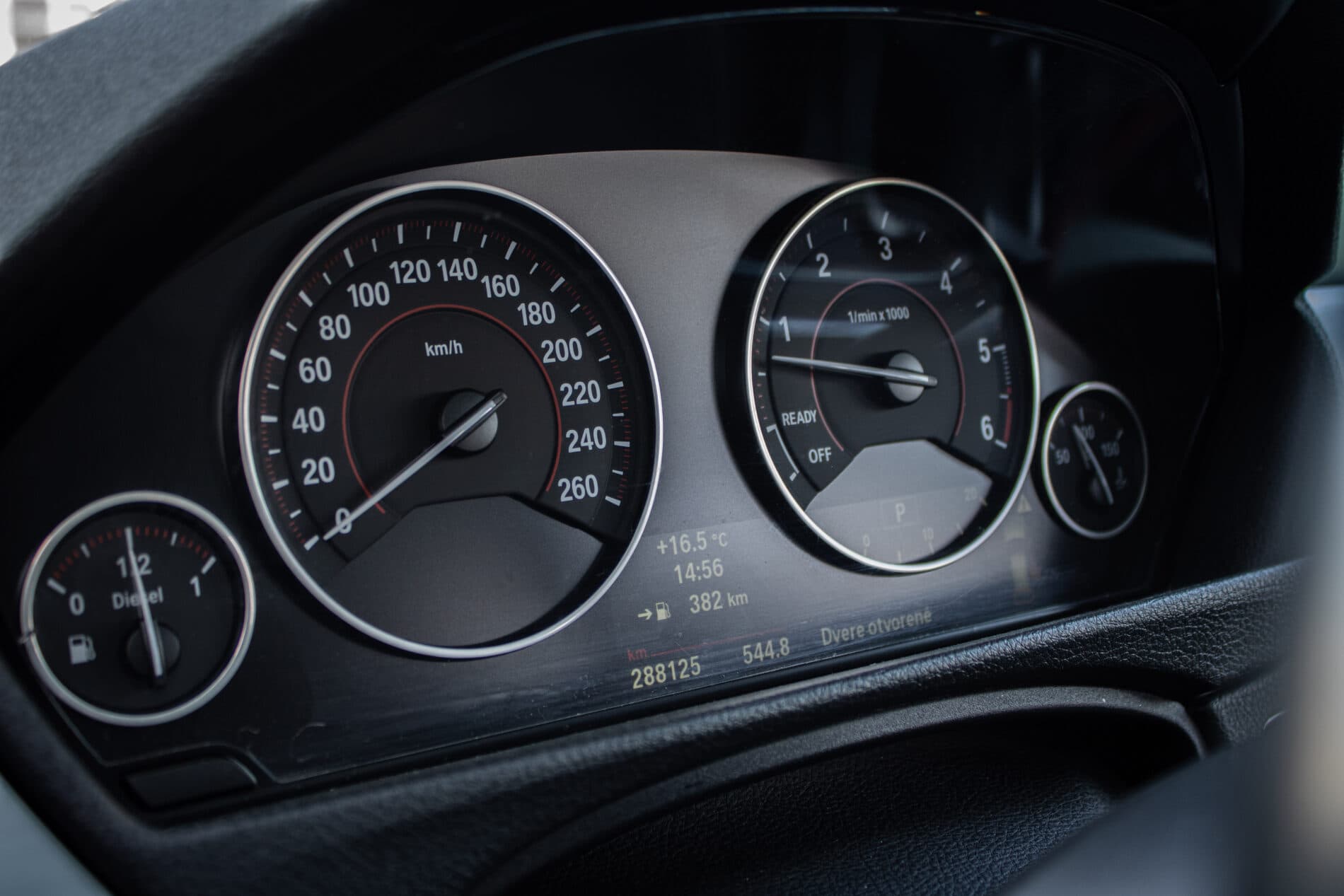 2013 BMW 335d, čierna kombi, 292 000 km