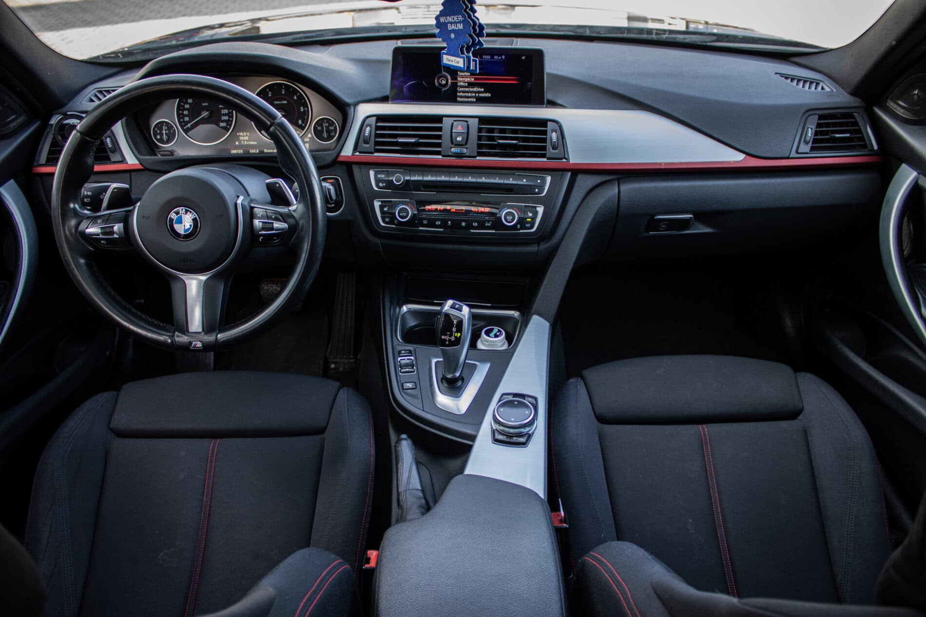 2013 BMW 335d, čierna kombi, 292 000 km