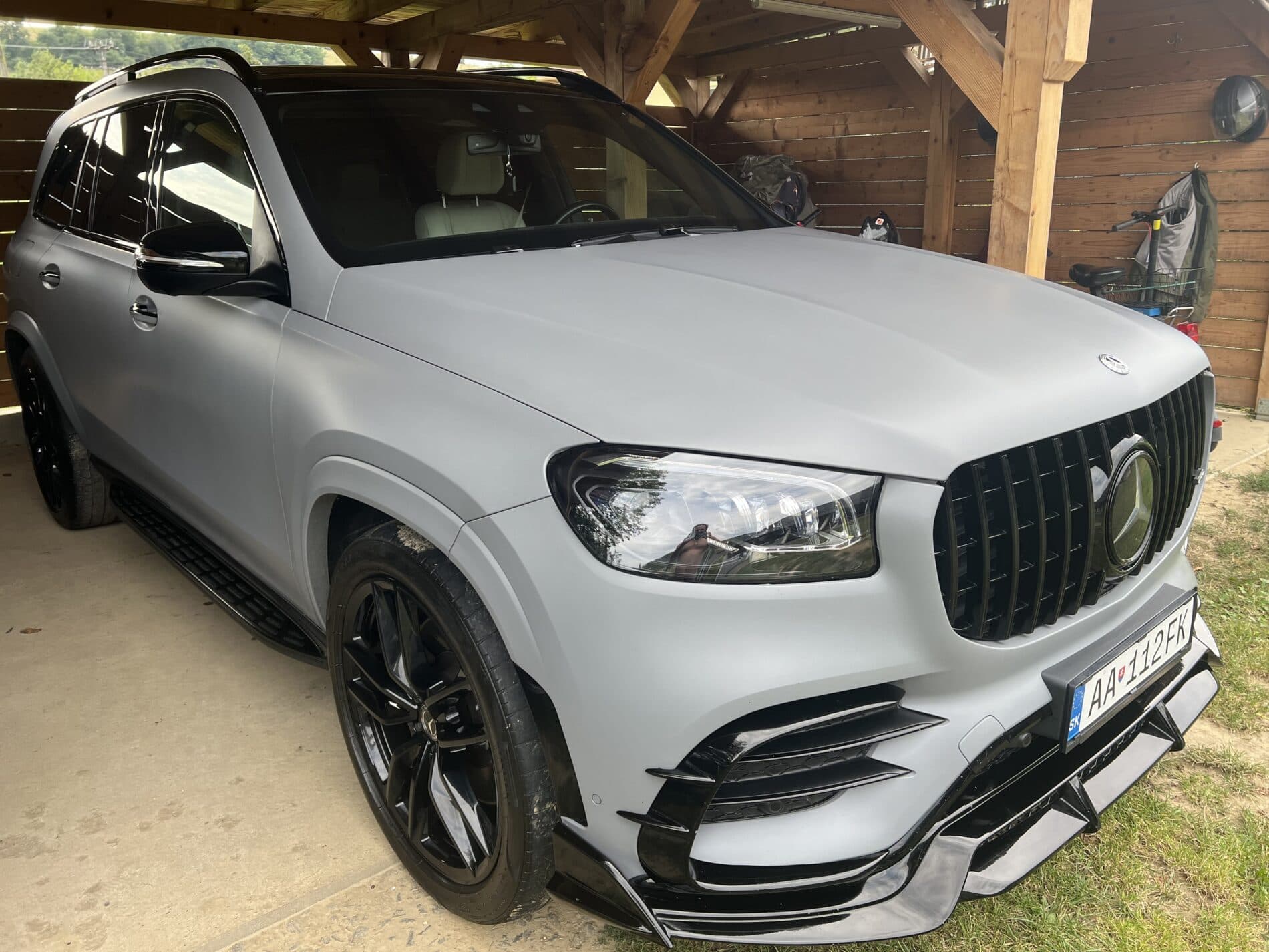 2021 Mercedes-Benz GLS 580, sivá suv, 109 687 km