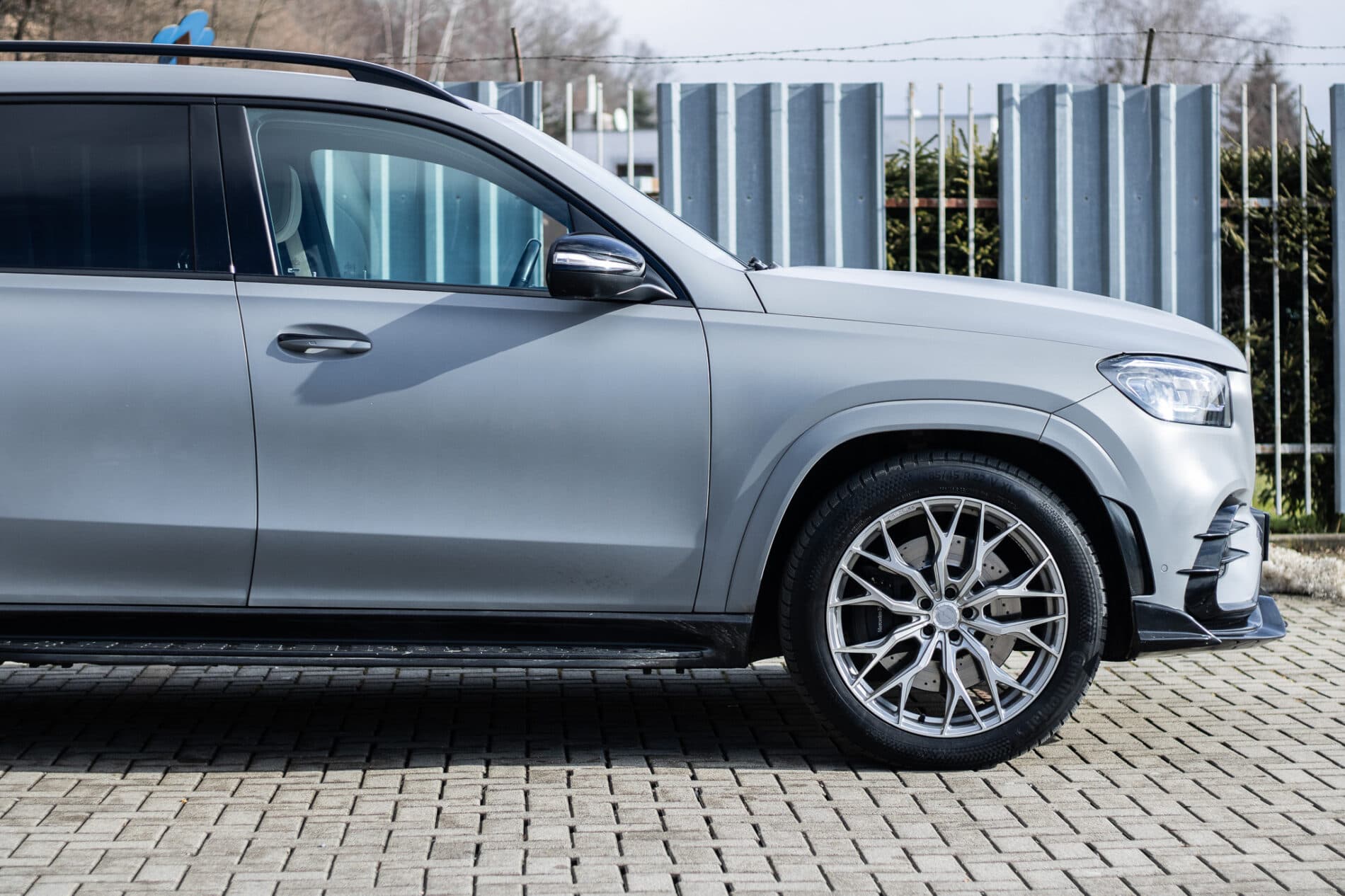2021 Mercedes-Benz GLS 580, sivá suv, 109 687 km