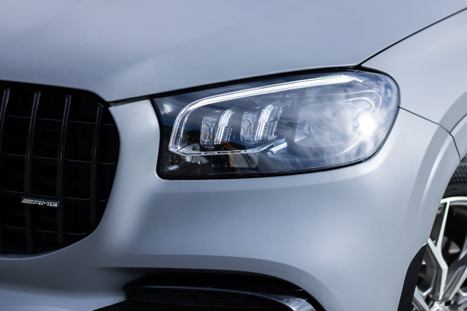 2021 Mercedes-Benz GLS 580, sivá suv, 109 687 km