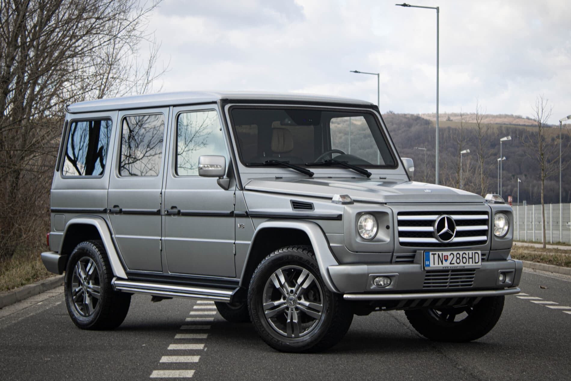 2011 Mercedes-Benz G 500, sivá suv, 89 163 km