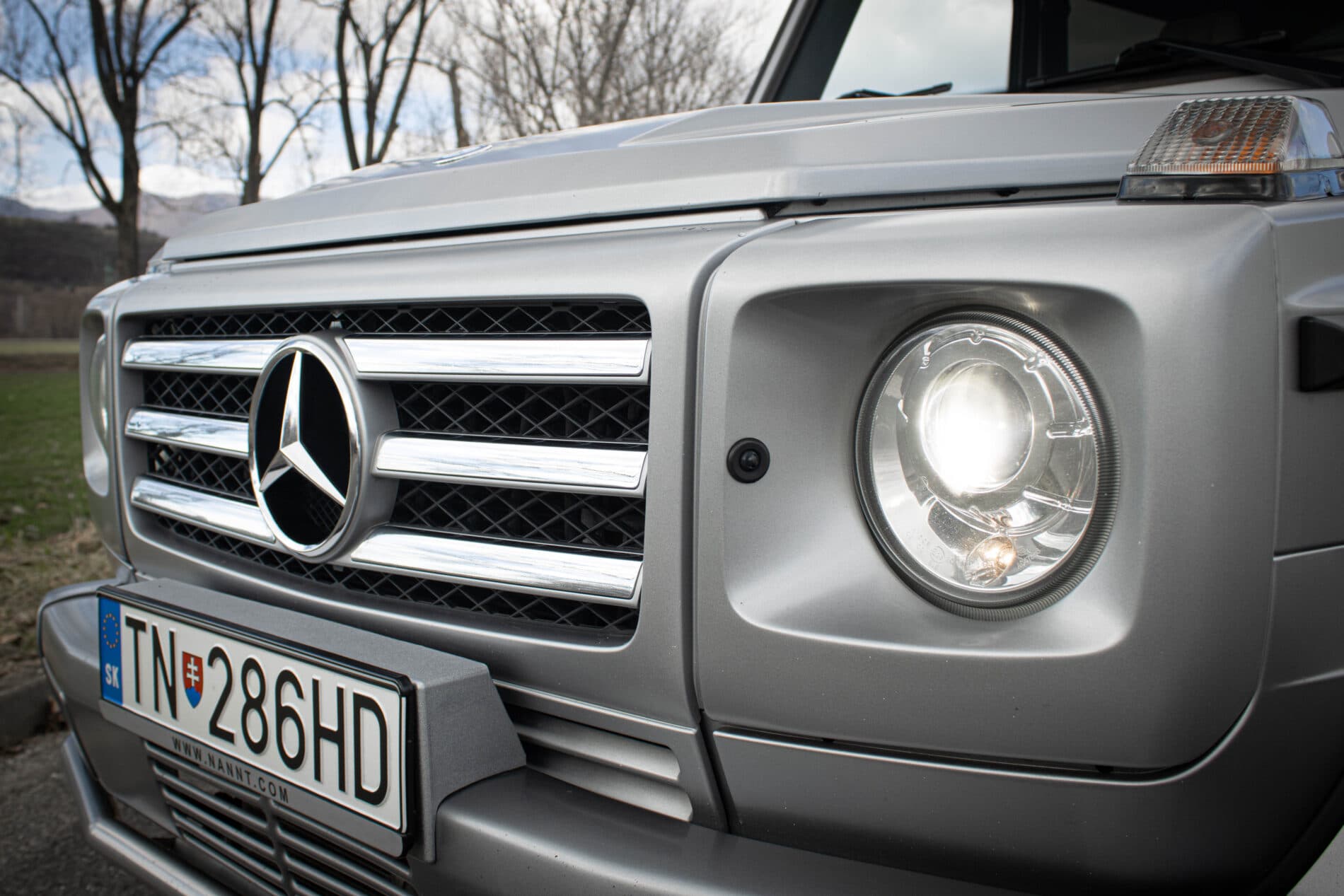 2011 Mercedes-Benz G 500, sivá suv, 89 163 km