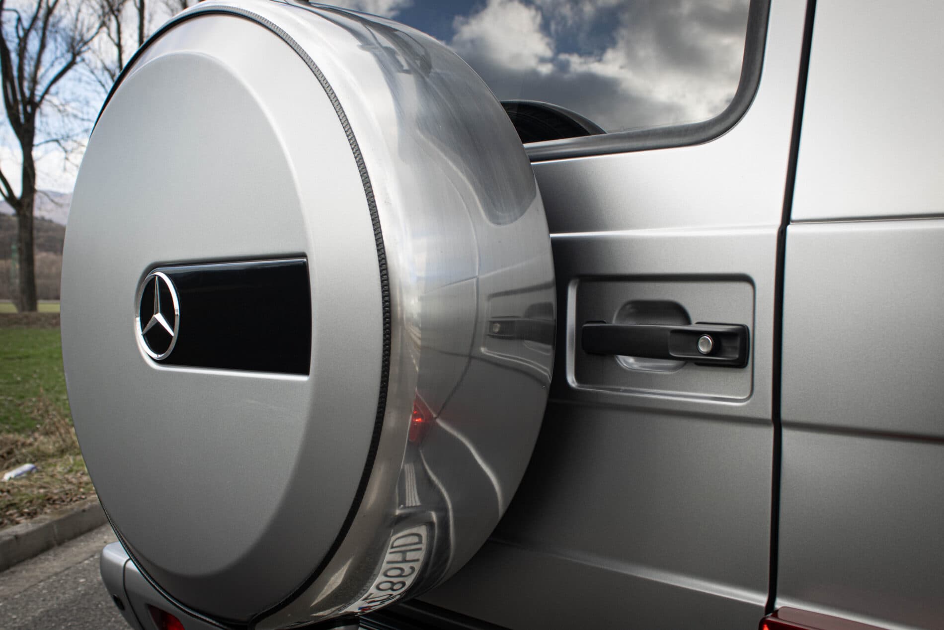 2011 Mercedes-Benz G 500, sivá suv, 89 163 km