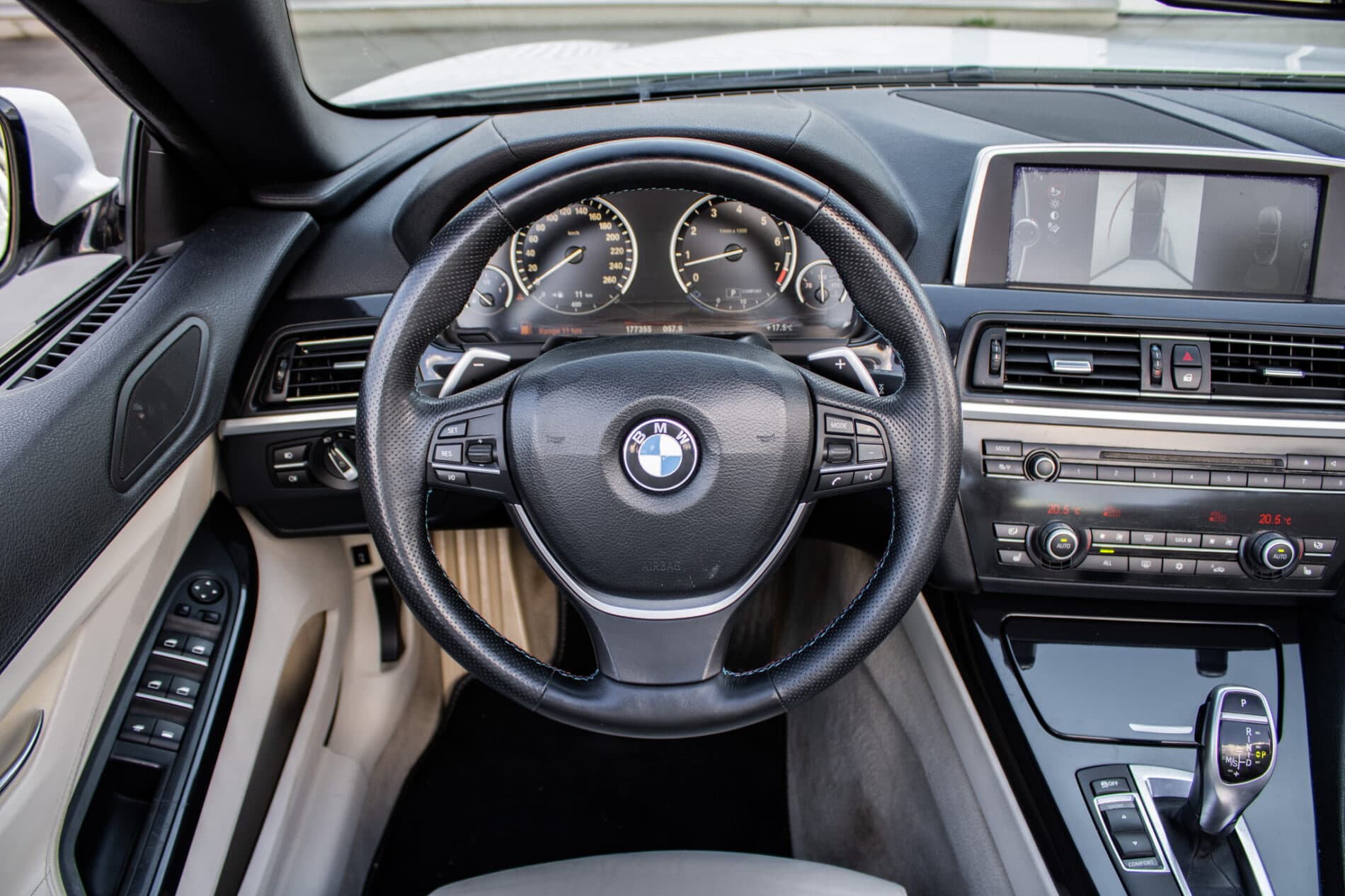 2011 BMW 640i, biela kabriolet, 177 355 km