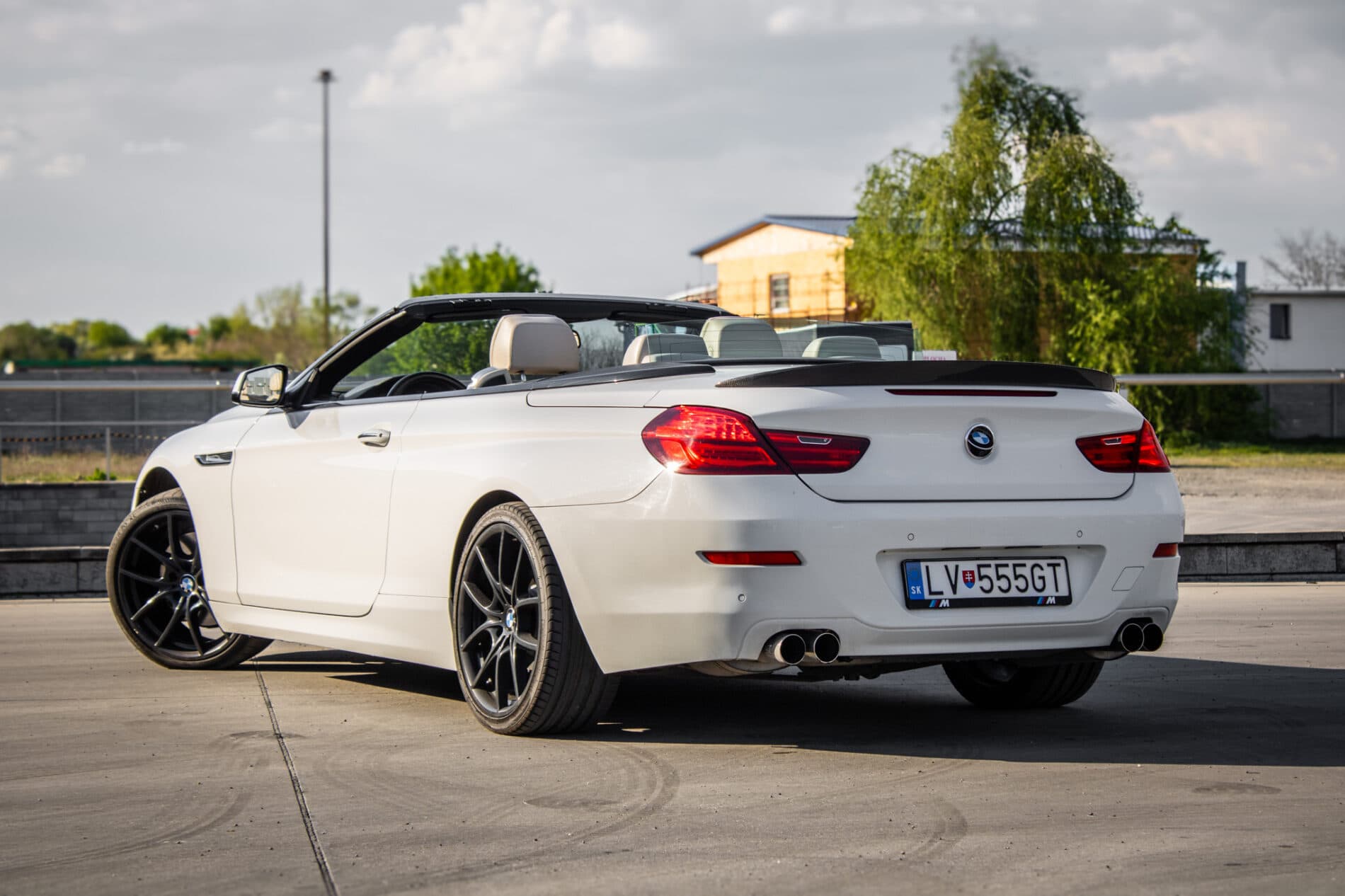 2011 BMW 640i, biela kabriolet, 177 355 km