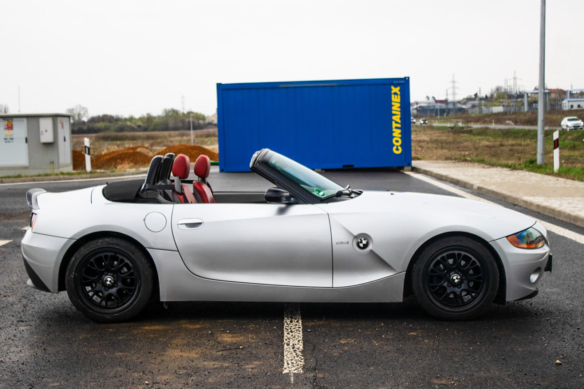 2003 BMW Z4, strieborná kabriolet, 158 040 km