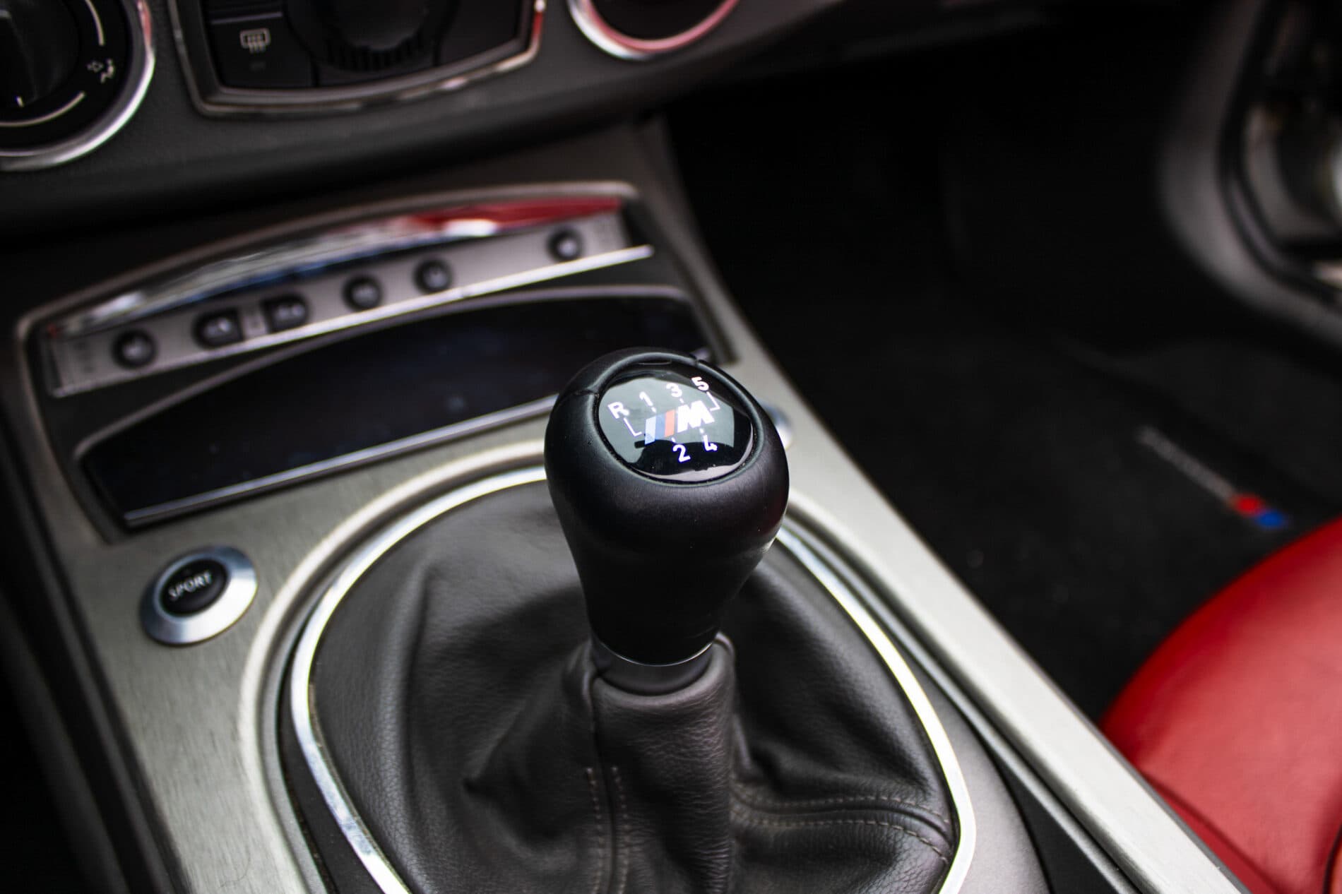 2003 BMW Z4, strieborná kabriolet, 158 040 km