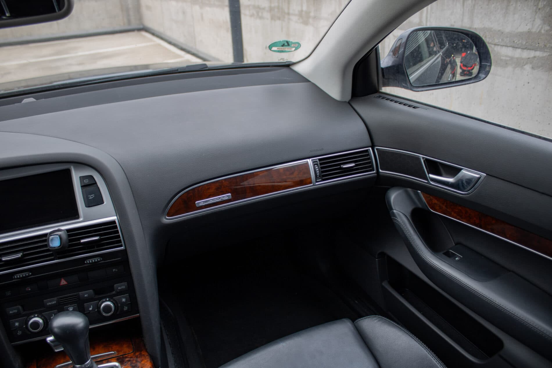 2011 AUDI A6, sivá kombi, 223 133 km