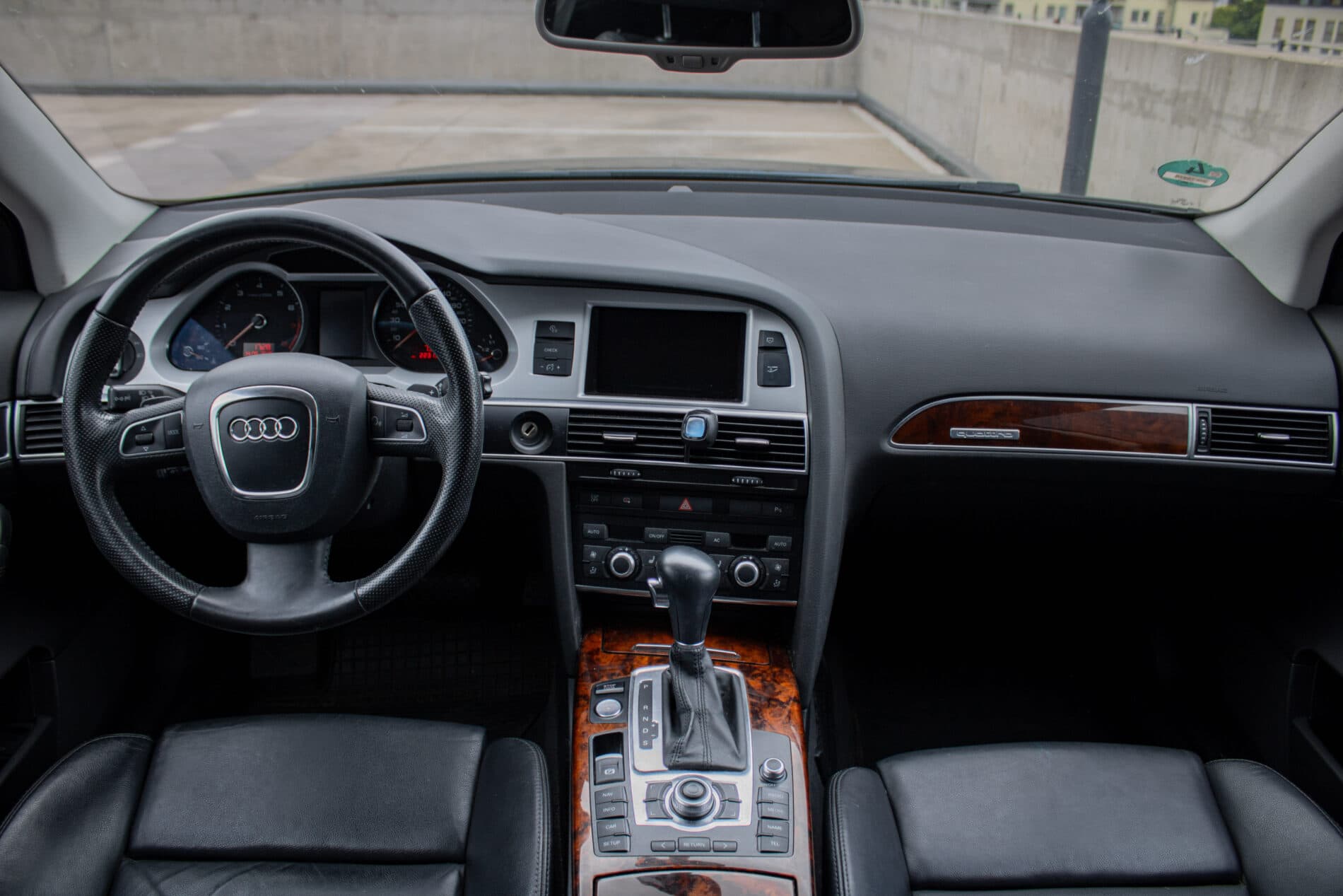 2011 AUDI A6, sivá kombi, 223 133 km