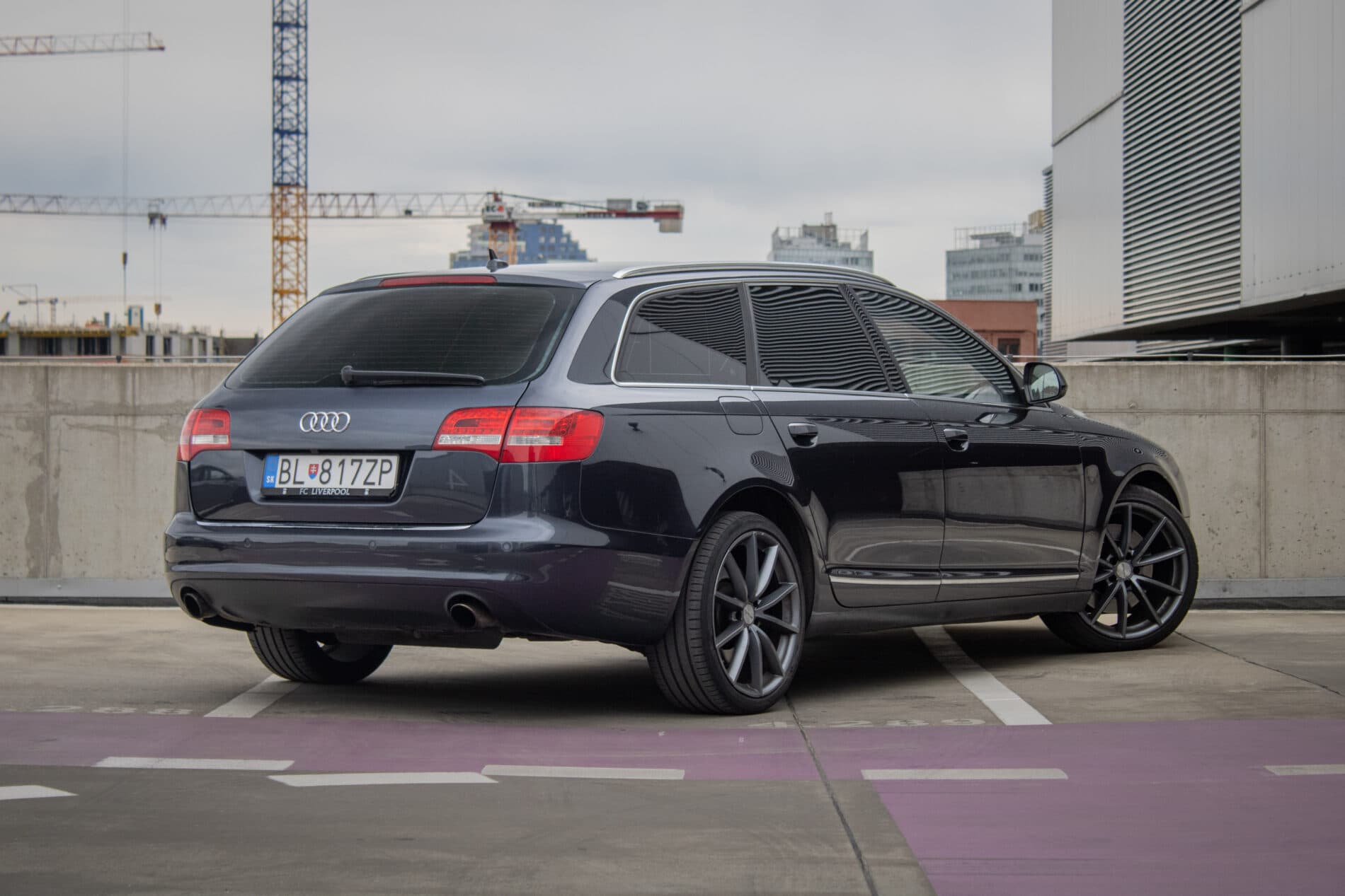 2011 AUDI A6, sivá kombi, 223 133 km