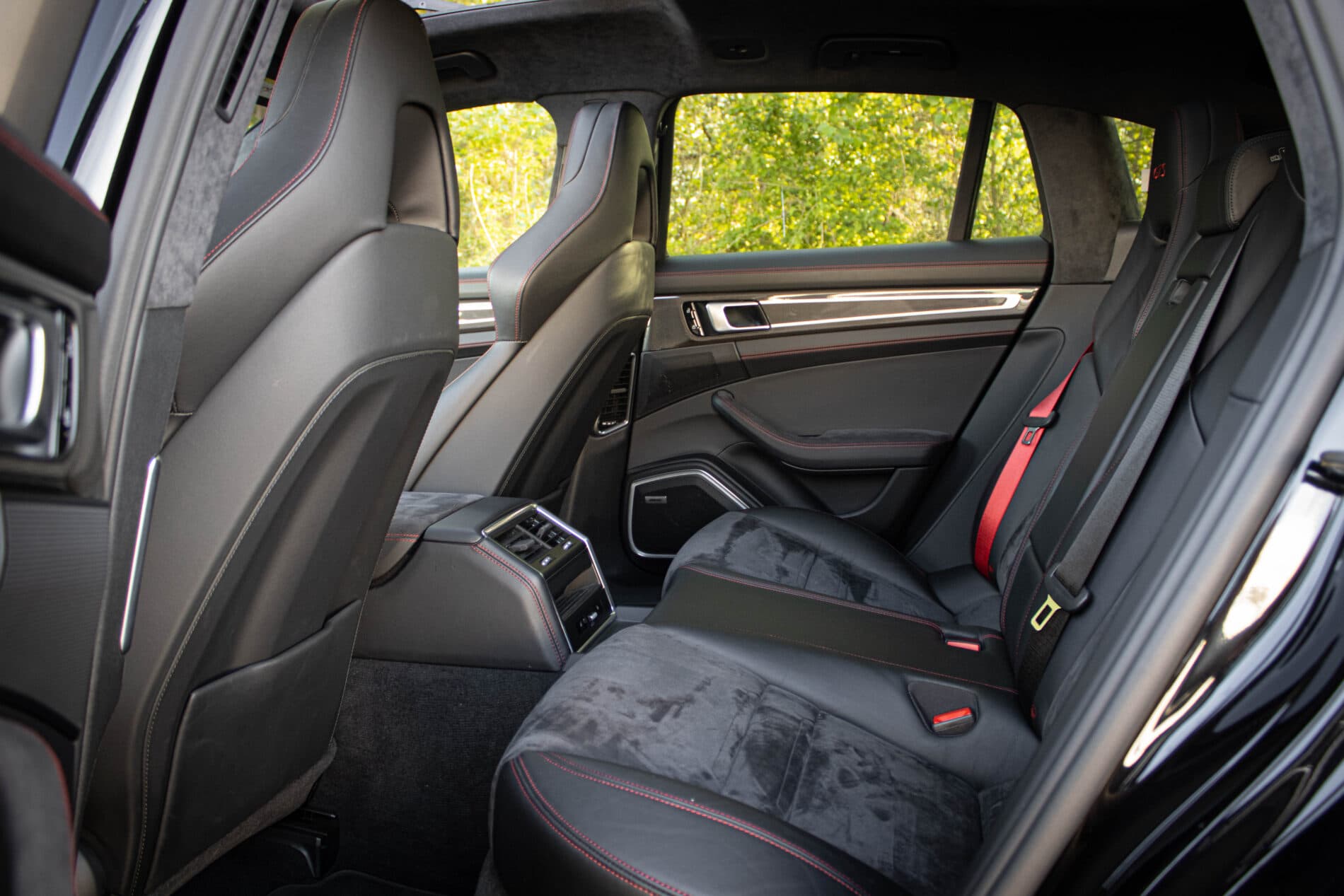 2019 Porsche Panamera GTS, čierna kombi, 81 950 km