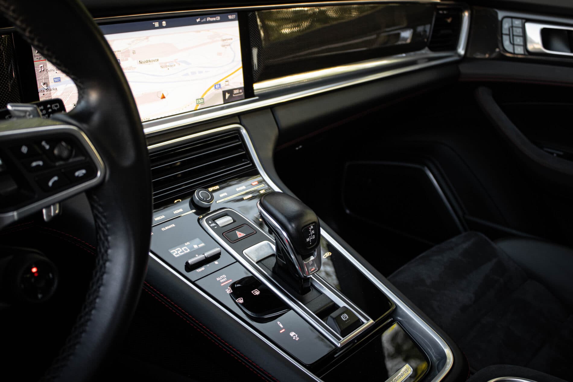 2019 Porsche Panamera GTS, čierna kombi, 81 950 km