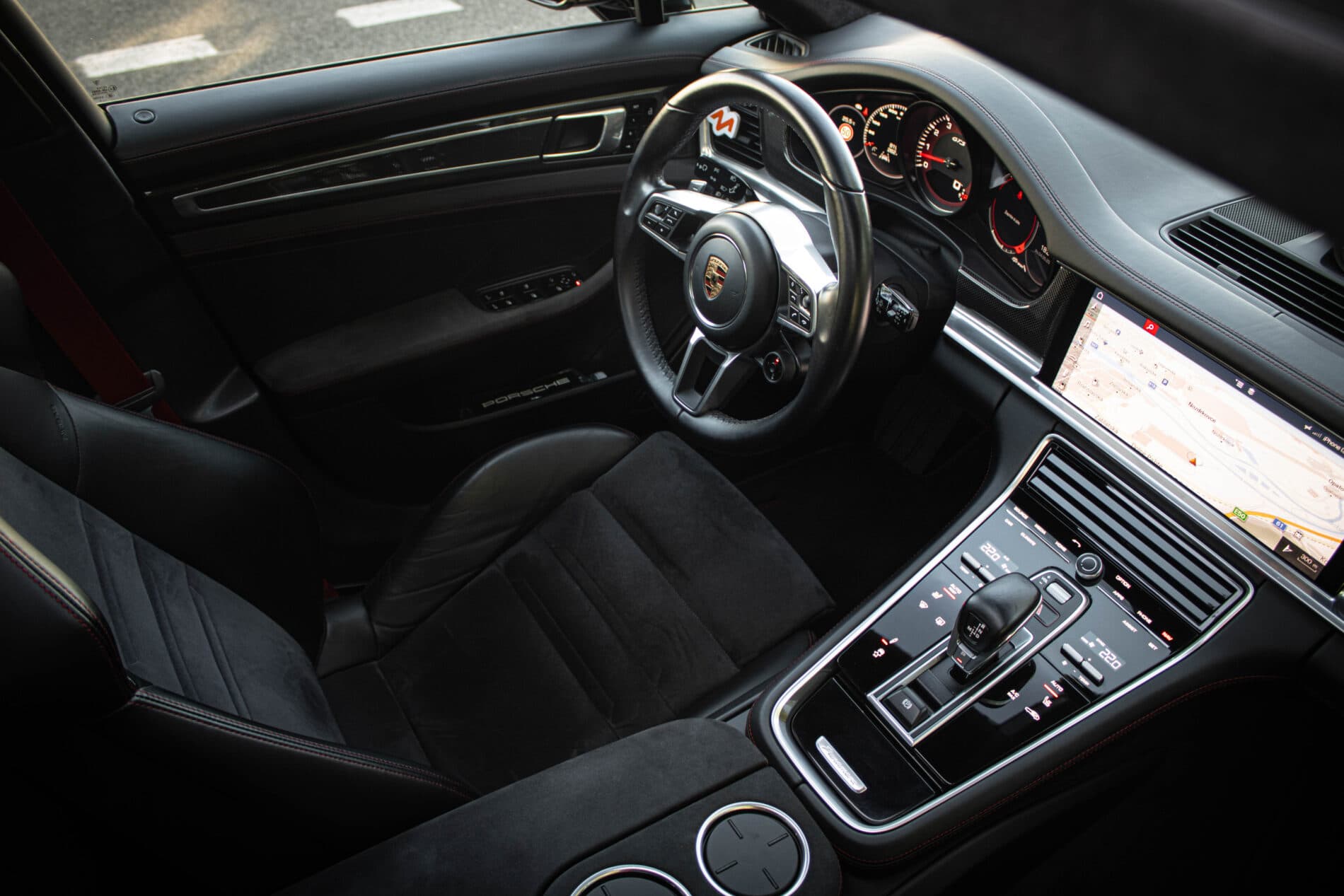 2019 Porsche Panamera GTS, čierna kombi, 81 950 km