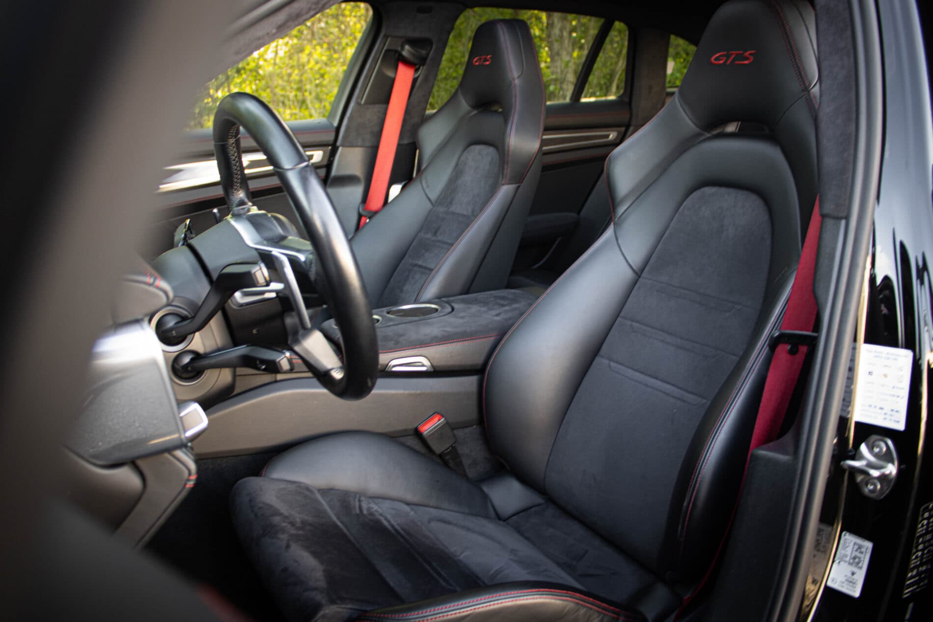 2019 Porsche Panamera GTS, čierna kombi, 81 950 km