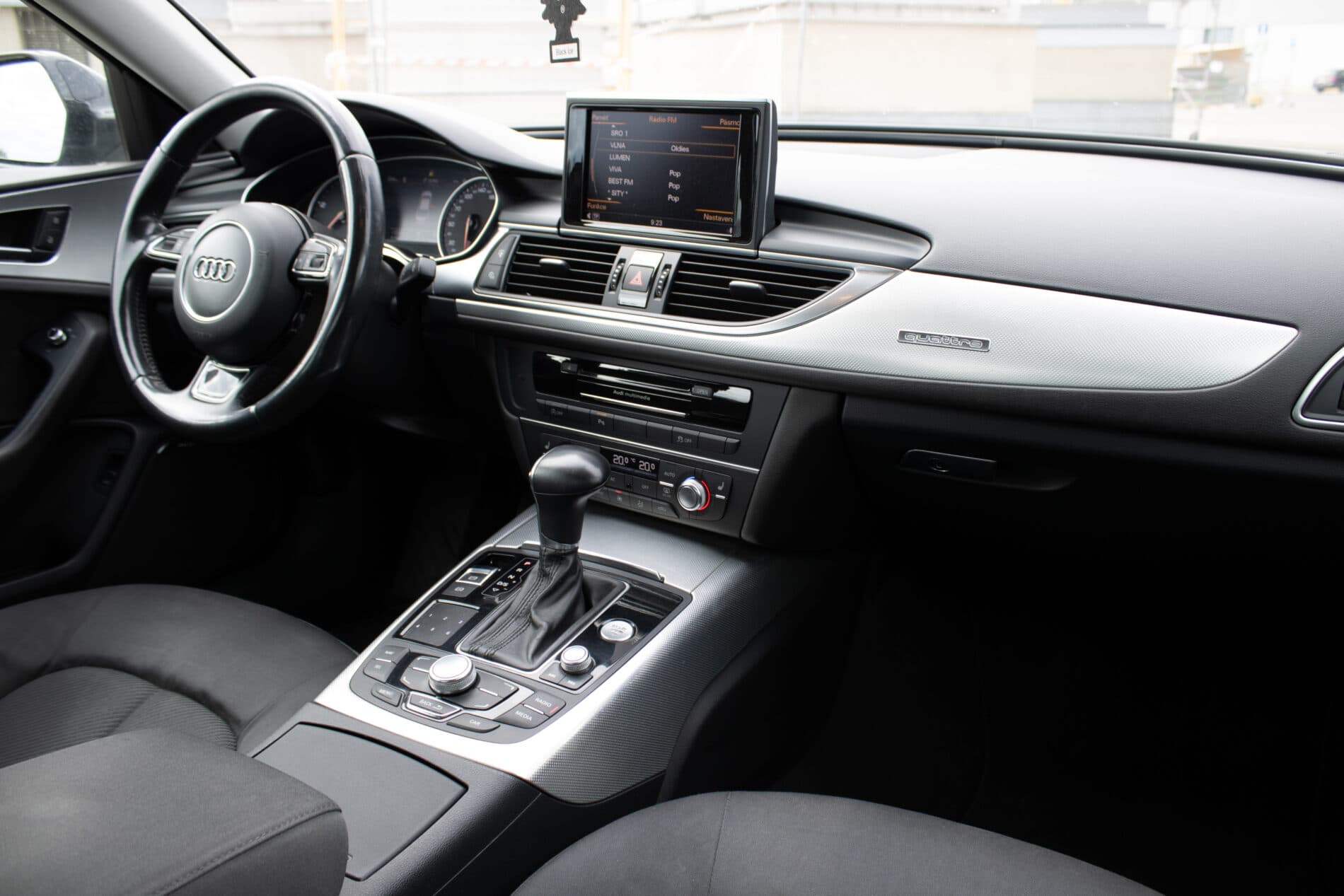 2013 AUDI A6, čierna sedan, 335 544 km