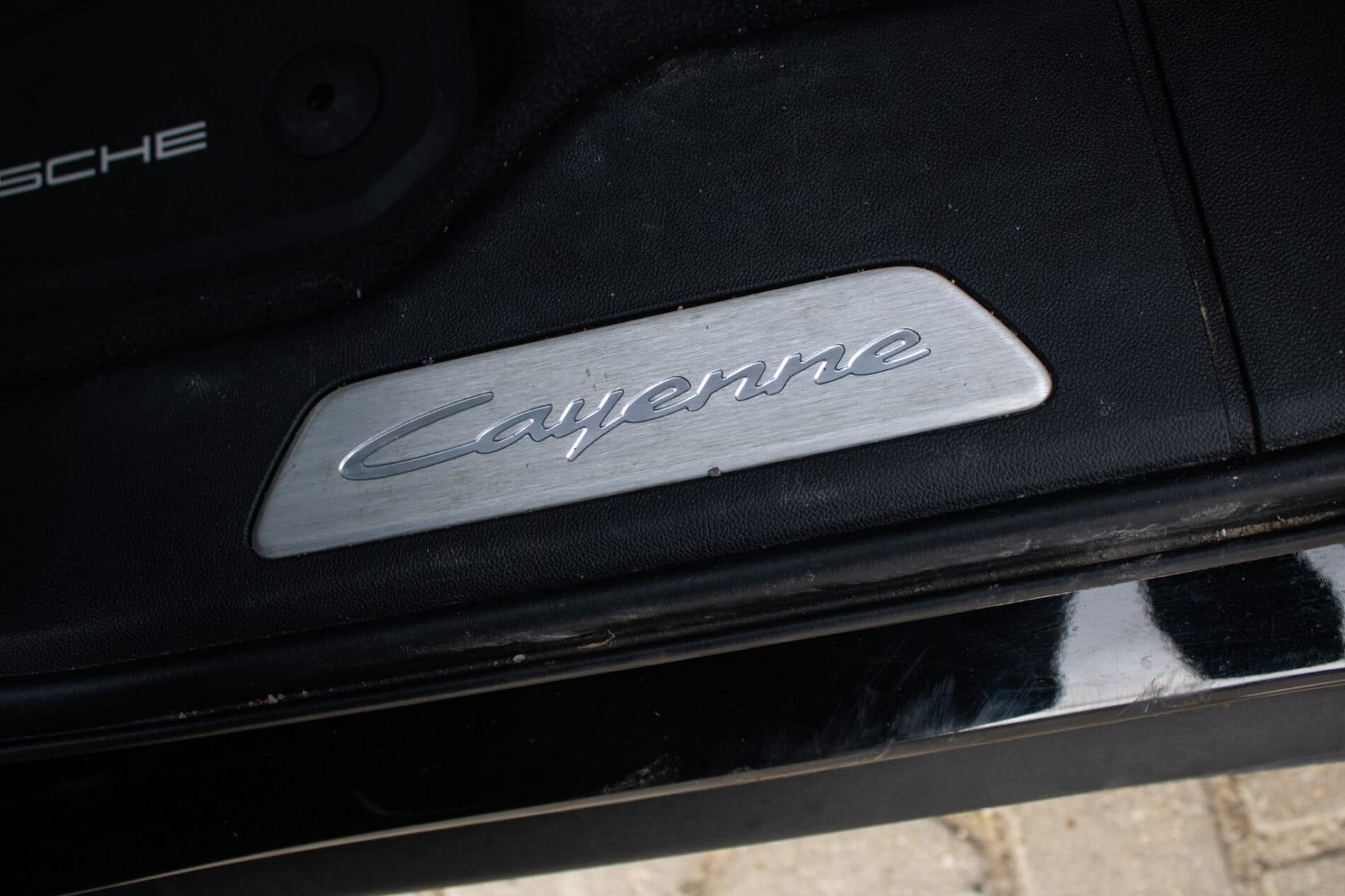 2023 Porsche Cayenne S, čierna suv, 37 493 km