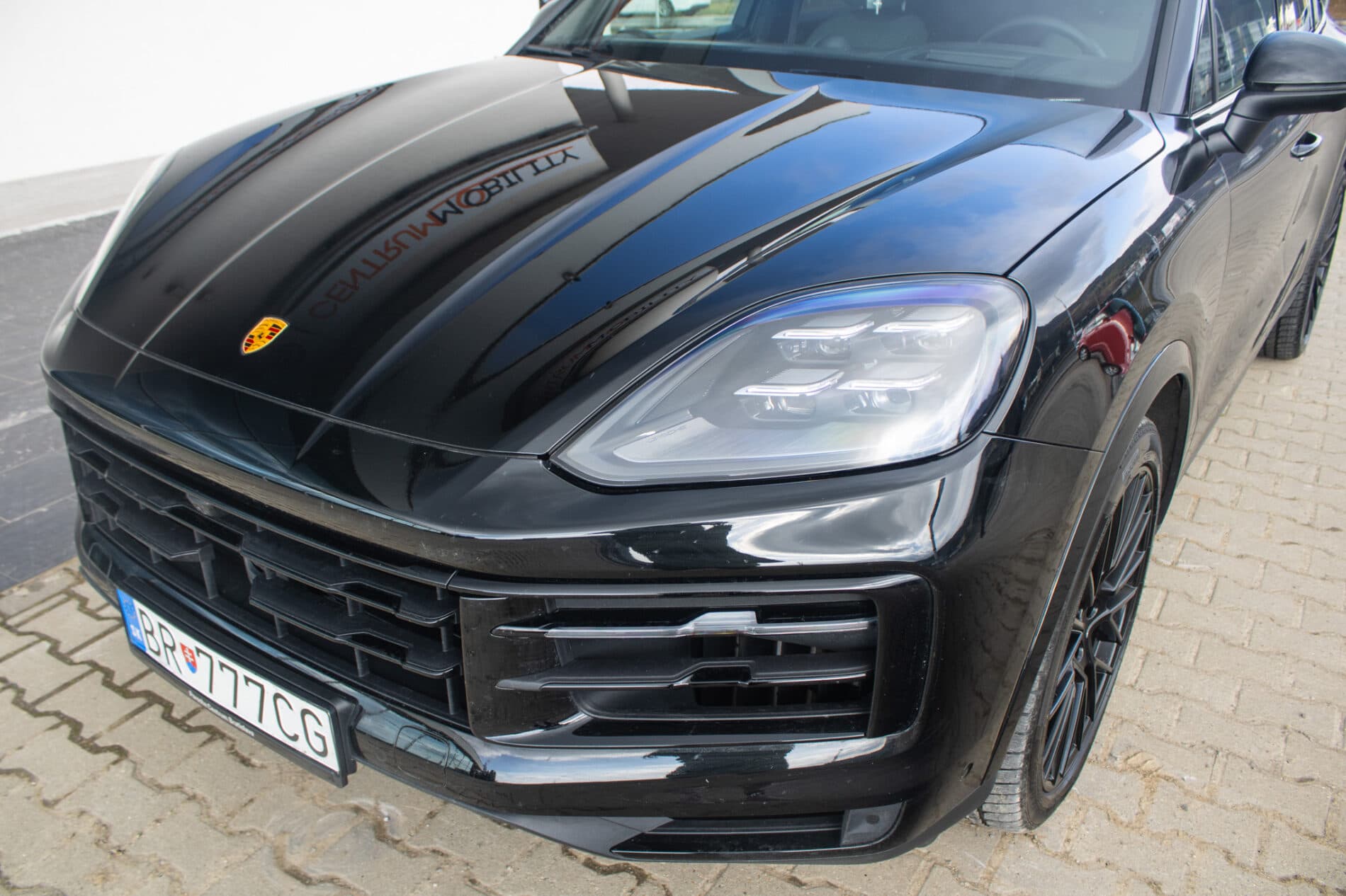 2023 Porsche Cayenne S, čierna suv, 37 493 km