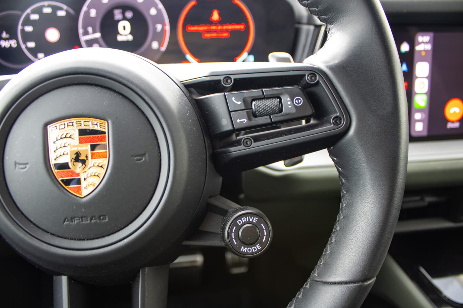 2023 Porsche Cayenne S, čierna suv, 37 493 km