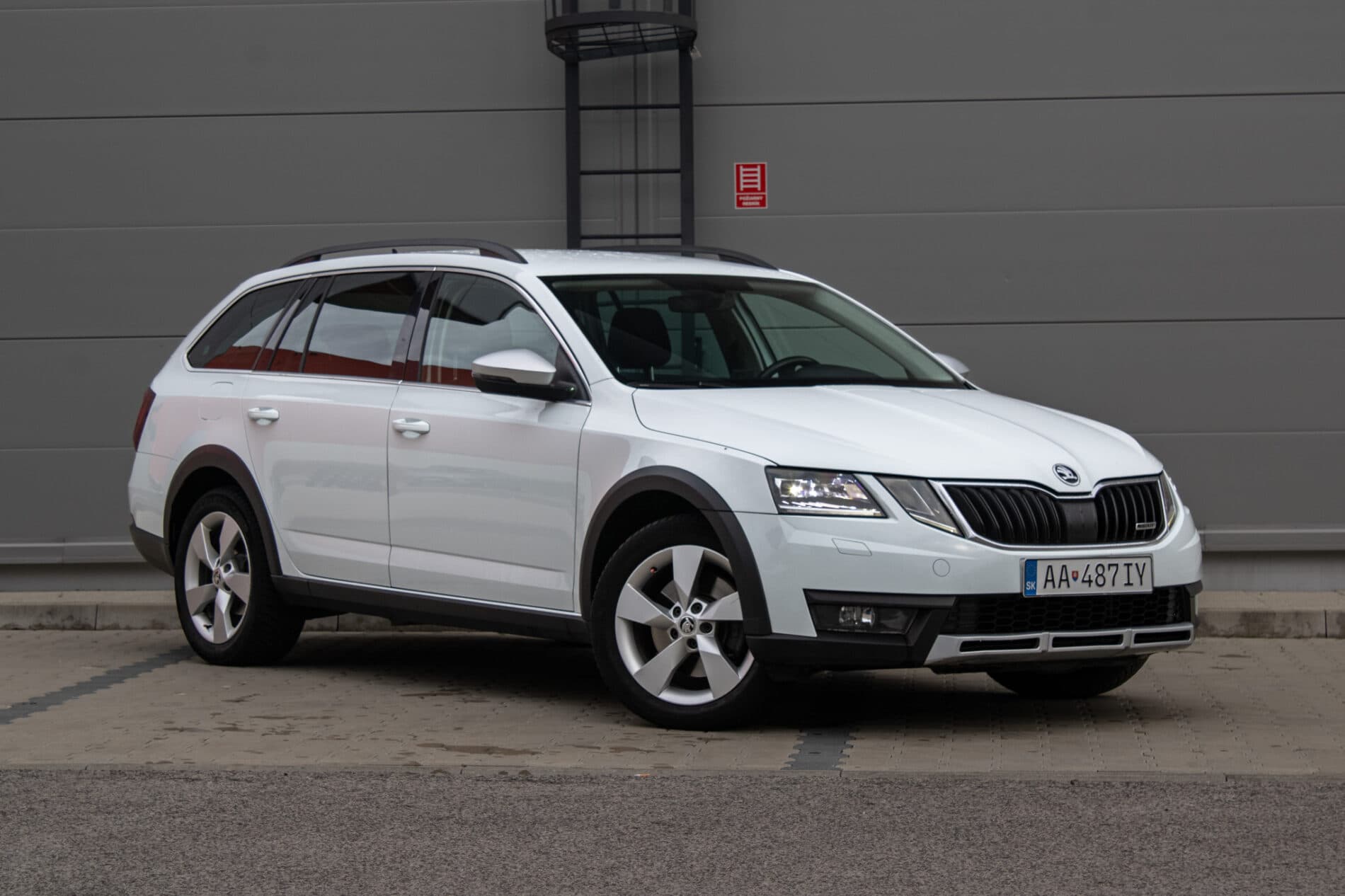 2018 Skoda Octavia RS, biela kombi, 195 000 km